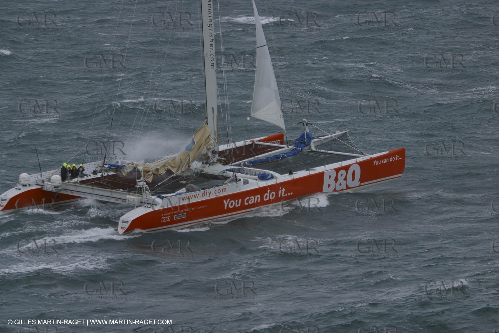 Kingfisher II - Jules Verne Trophy 2002 start - Brest