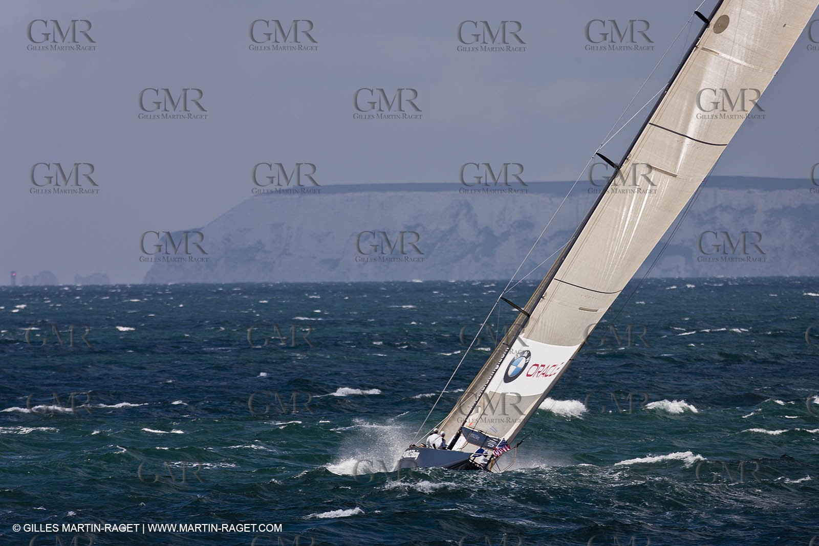 05 08 2010 - Cowes (UK, IOW) - The 1851 Cup -  BMW ORACLE Racing -  - Round The Island Race - From Ste Catherine to the Needles.