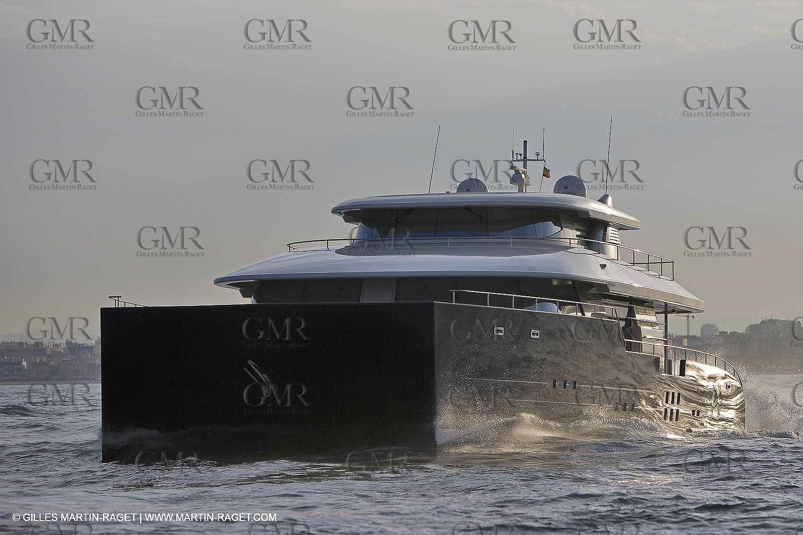 11 06 2007 - Valencia (Spain) - Super Yacht Catamaran Bradley, Gilles Vaton design built by H2X in la Ciotat (France)