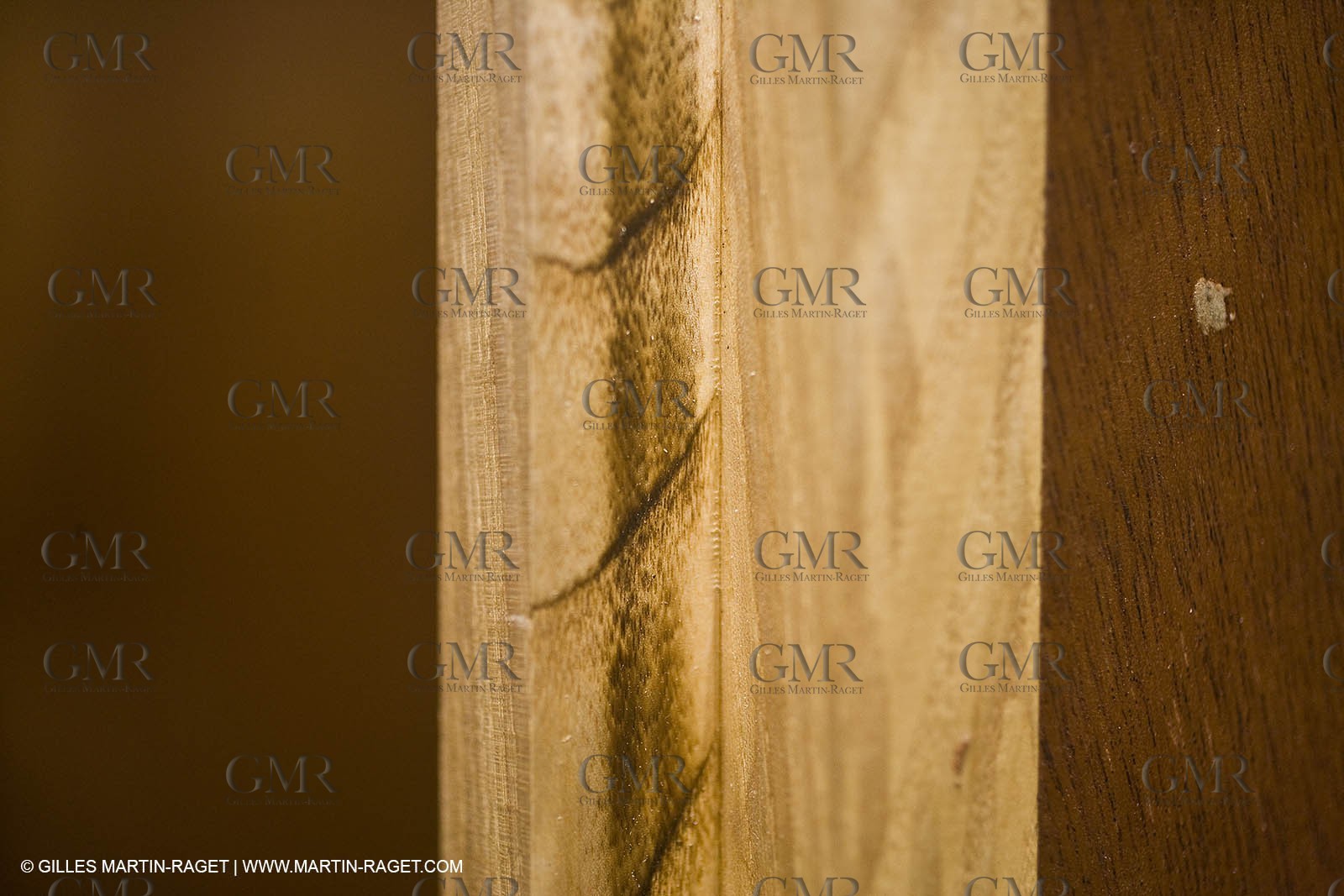 22 01 2008 - La Ciotat (FRA, 13) - Construction of cruising catamaran Nahema at H2X boatyard -modules lamination