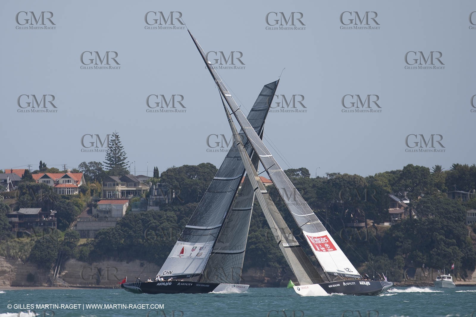 01 02 2009 - Auckland (NZL) -  Louis Vuitton Pacific Series -  Racing Day 3 - Round Robin 1