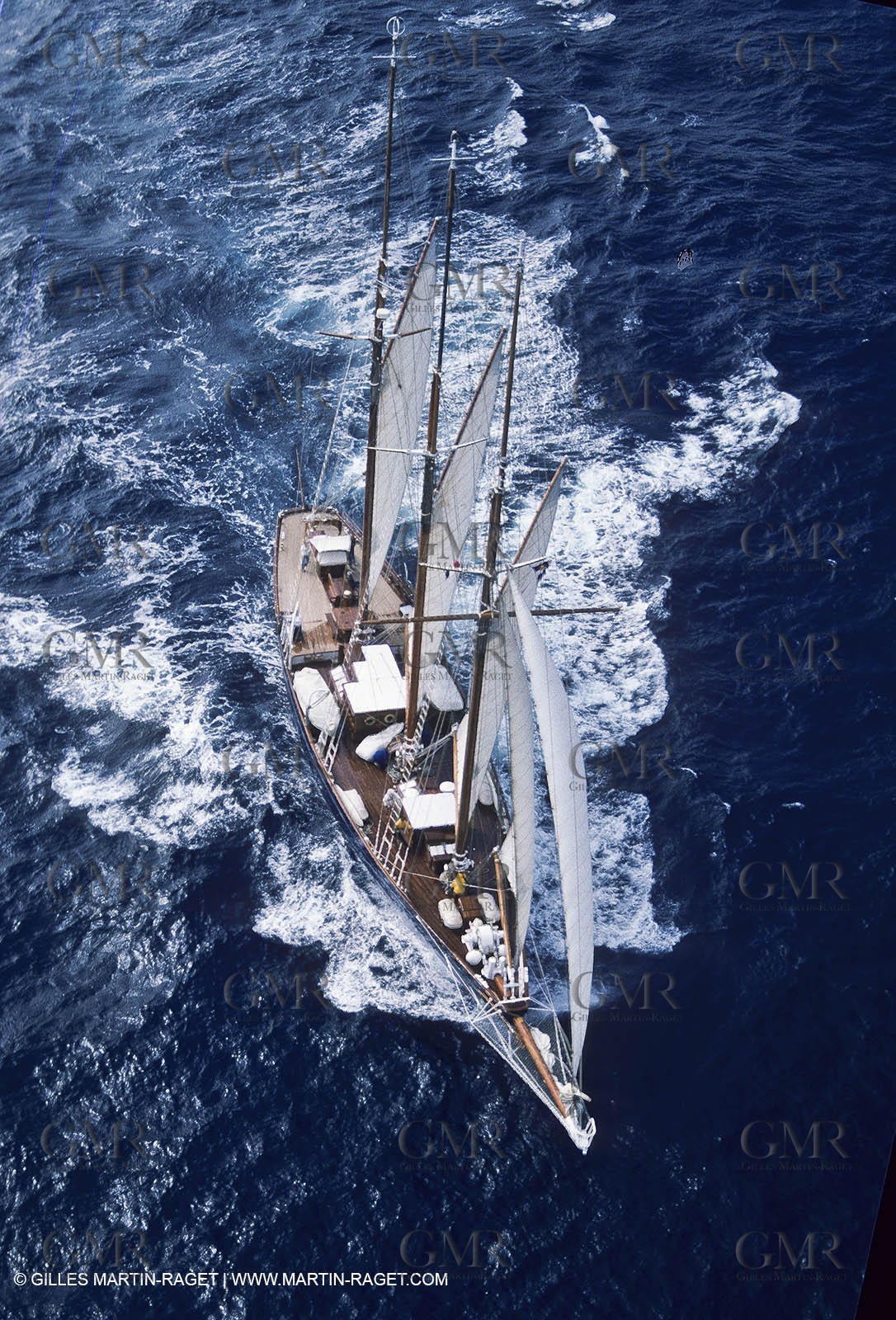 Sailing, Classic yachts, Nioulargue 1987-89, Shenandoah