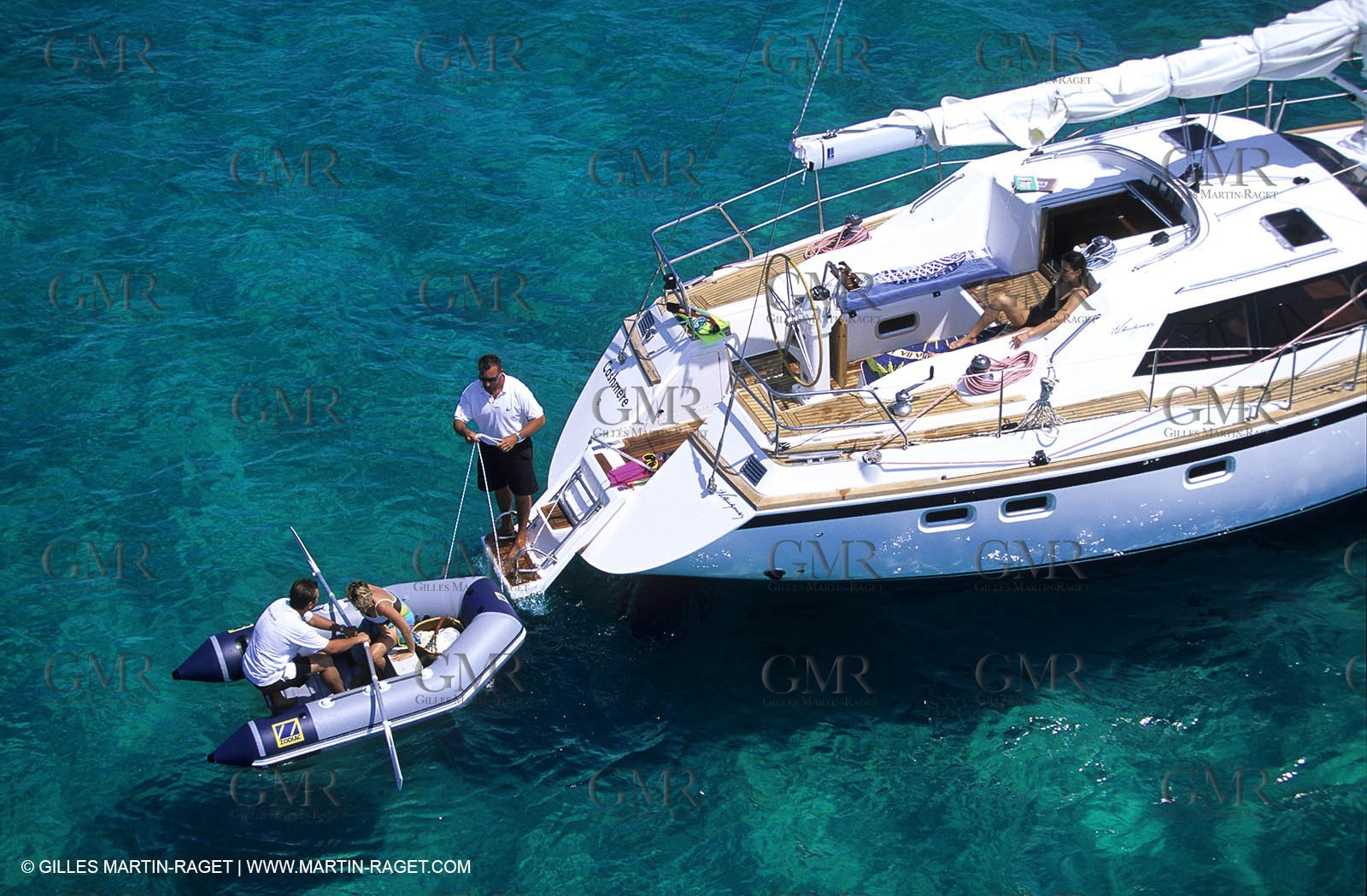 Cruising monohull mooring