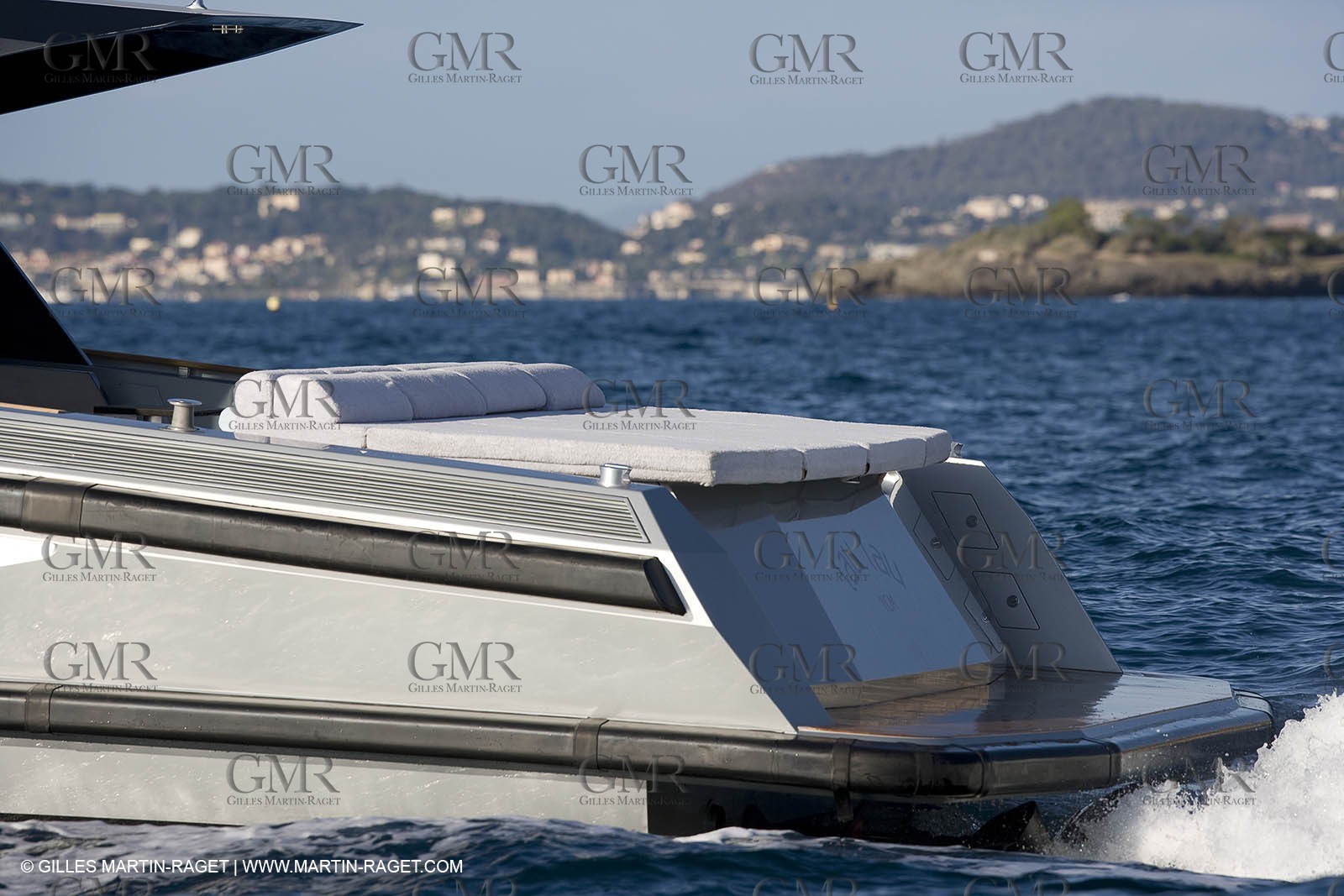 29 09 2007 - St Jean Cap Ferrat - Wally Yachts - Wally Power 70 - Lau Lau