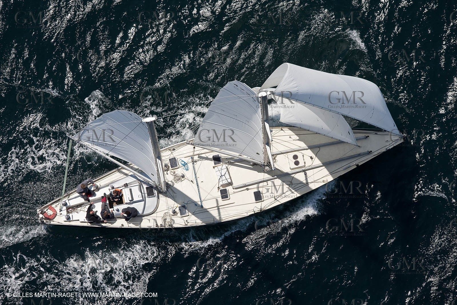 19 05 2010- Lorent- (FRA,56)  -  Pen Duick III