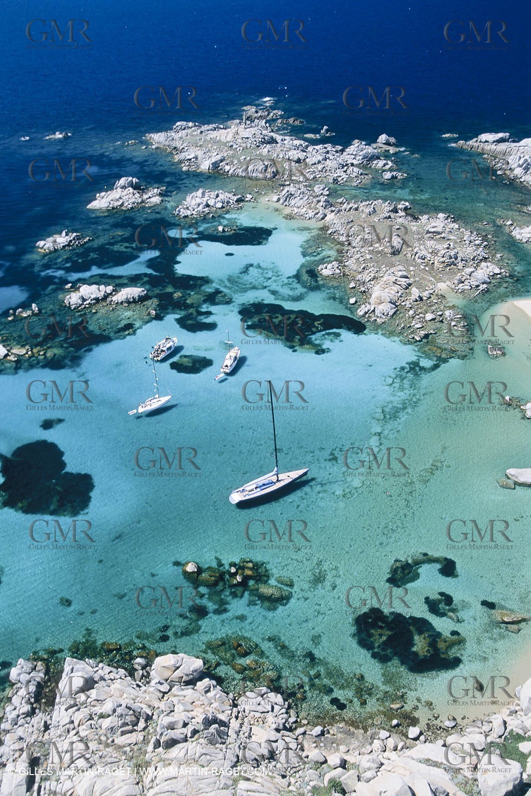 sailing, cruising, monohull at the mooring