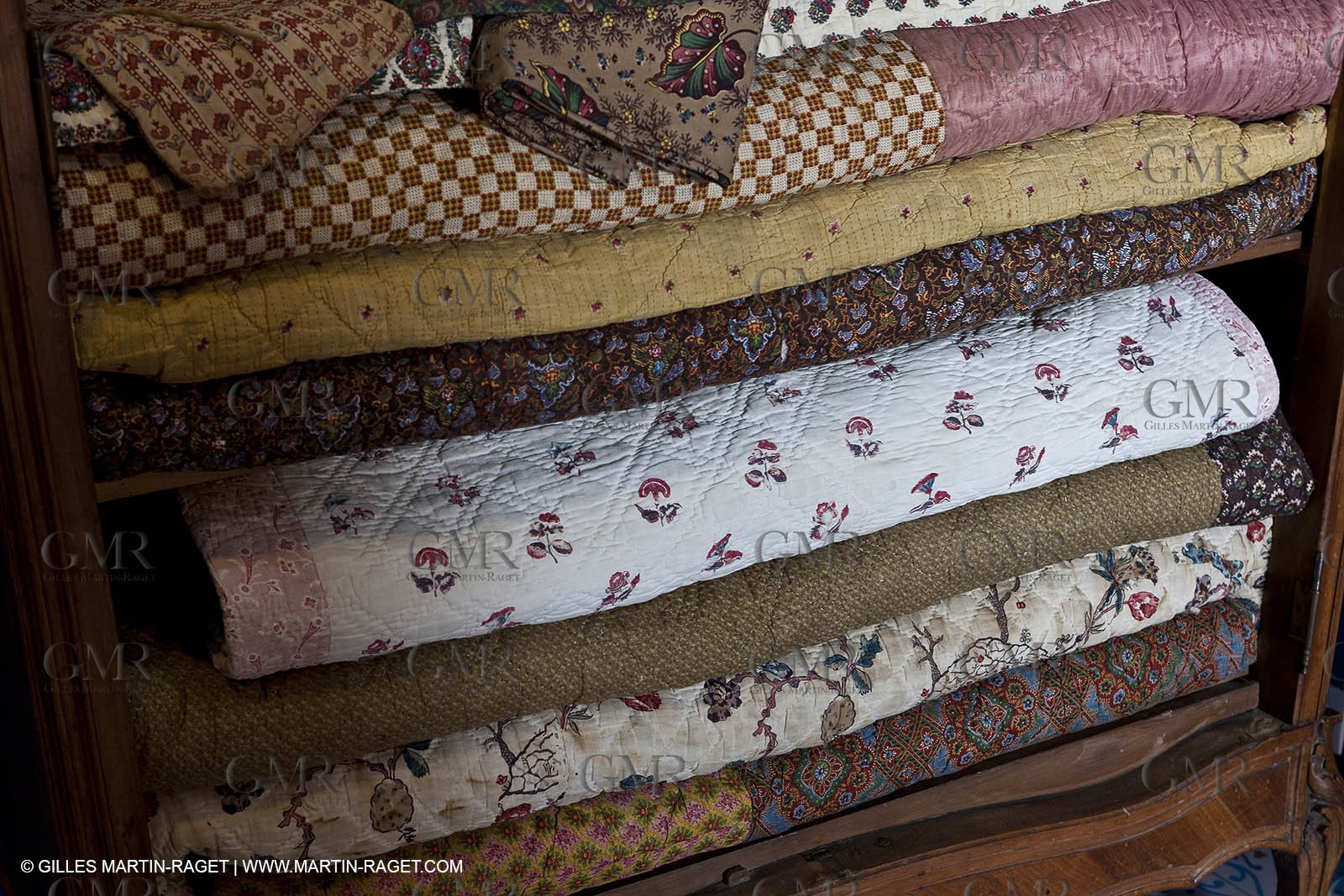 30 06 2011 - Toulon (FRA,83) - Villa Rosemaine - Indiennes sublimes exhibition