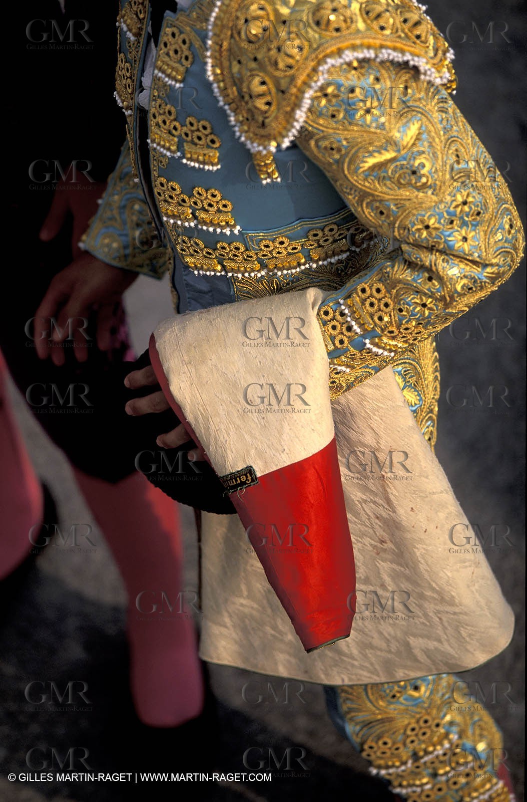 Traje de Luces (costume of light)