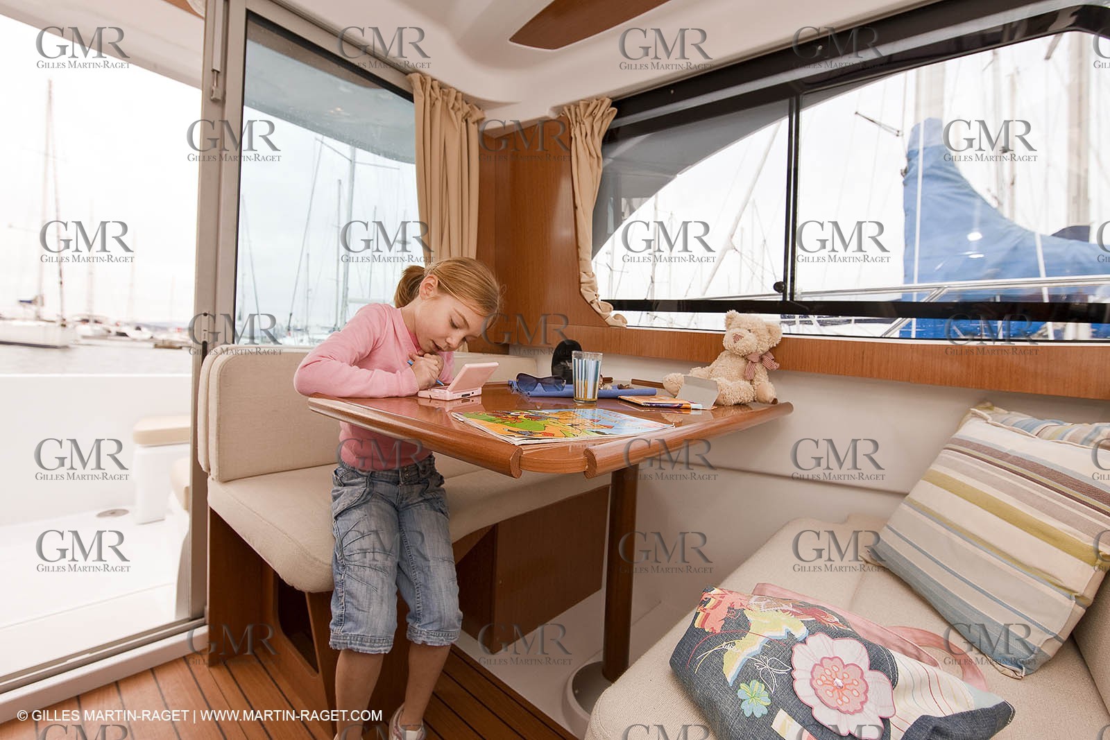 15 04 2008 - Porquerolles (Fra, 83) - Beneteau - Antares 8