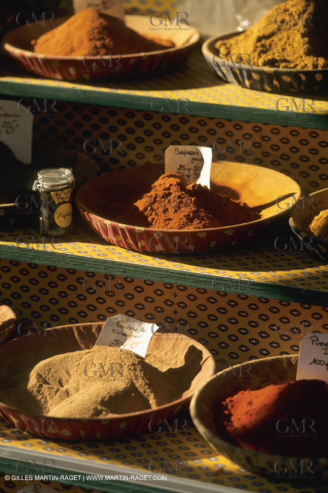 France, Provence, Marchés en plein air   Flee markets