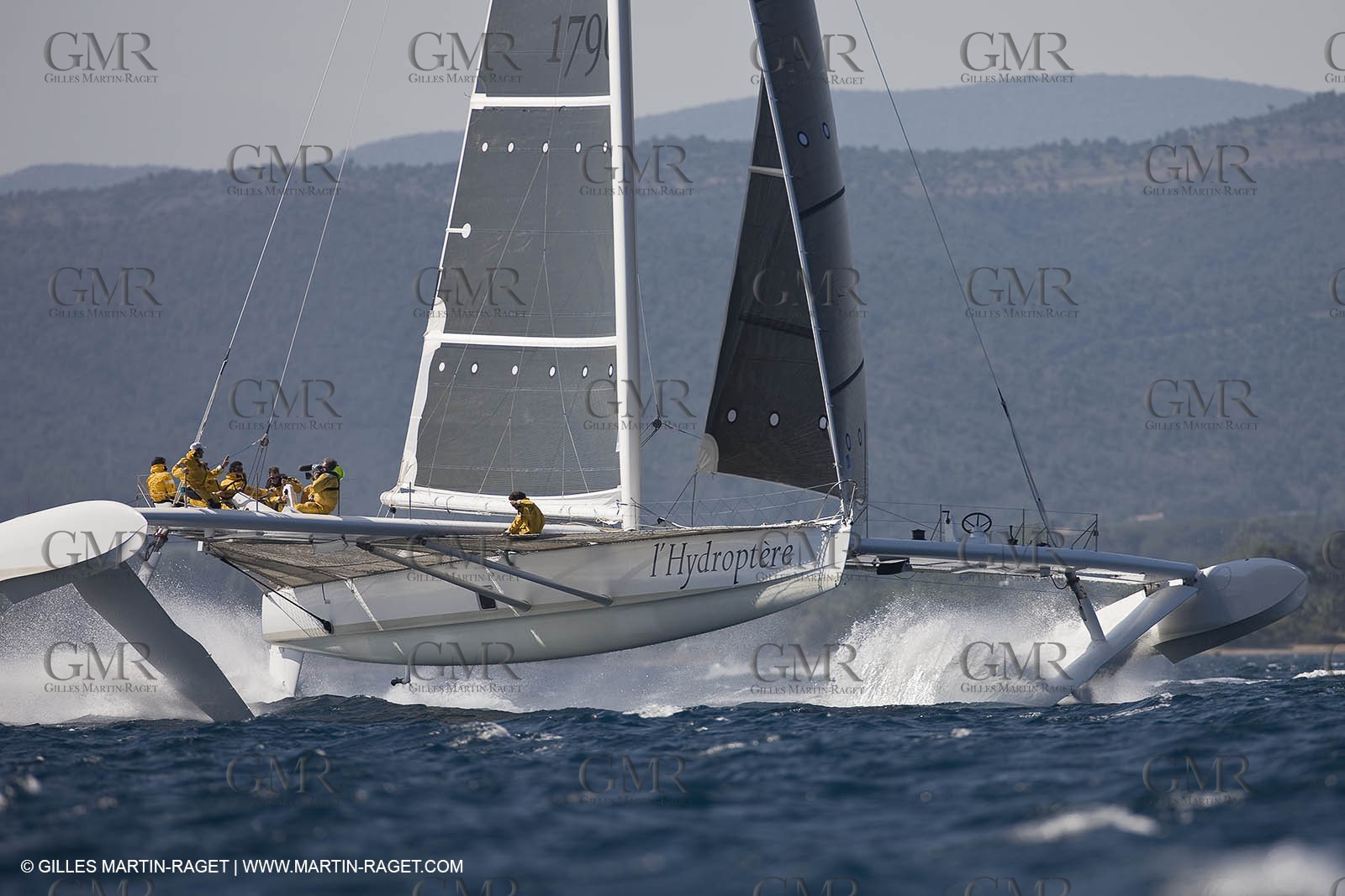 14 06 2008 - Toulon-Hyères (FRA,83) - 50 knots record attempt trials by l'Hydroptère