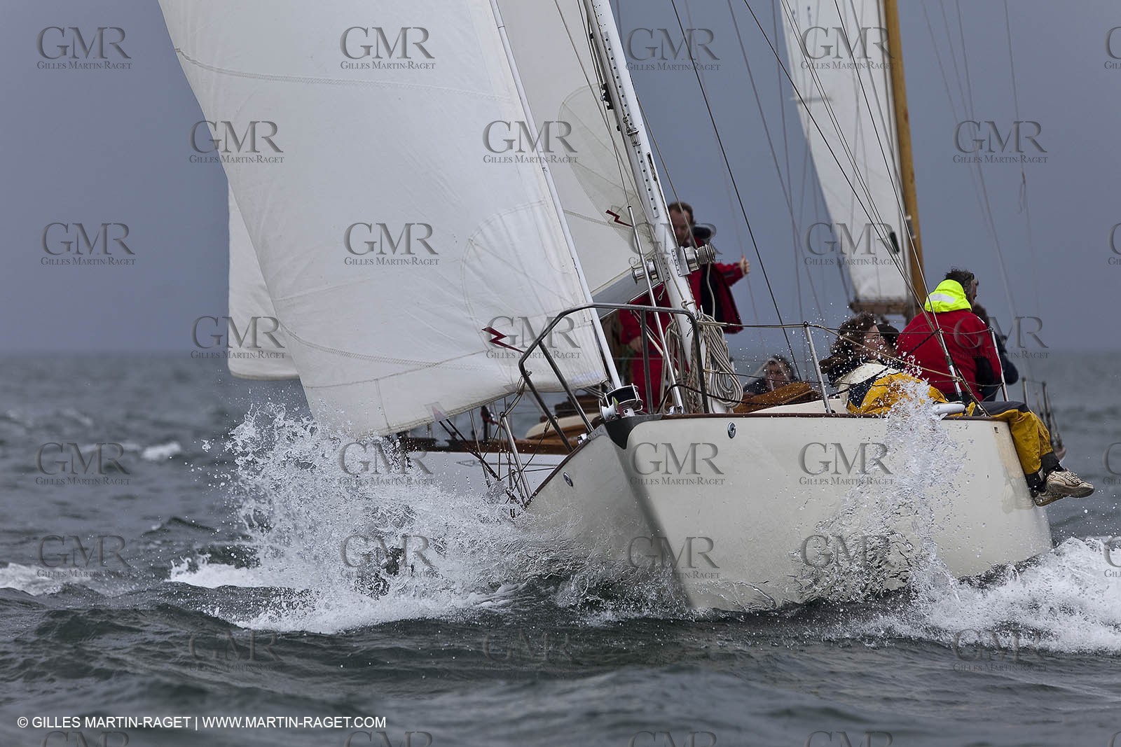 01-05-10 - Le Bono (FRA,56) - Regate Classique -Acteia II - Maica