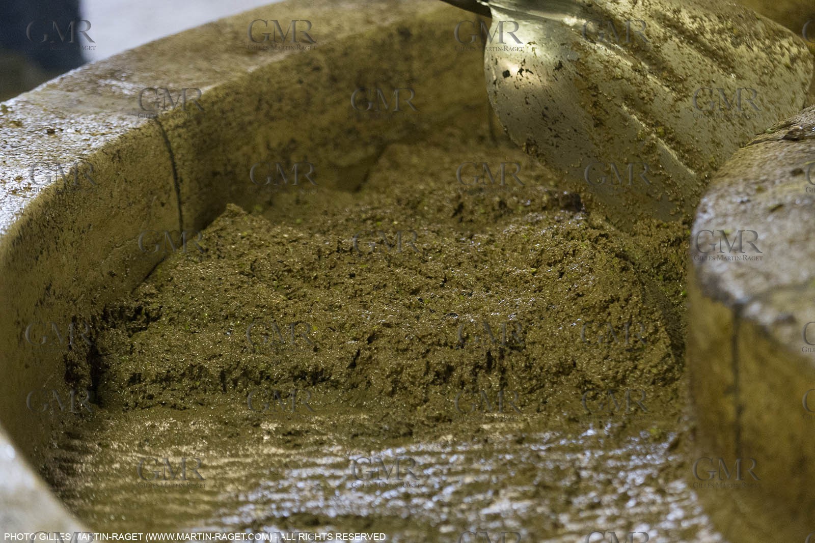 14 11 2015, Saint-Etienne du Grès (FRA,13), traditional making of olive oil at La Croix mill