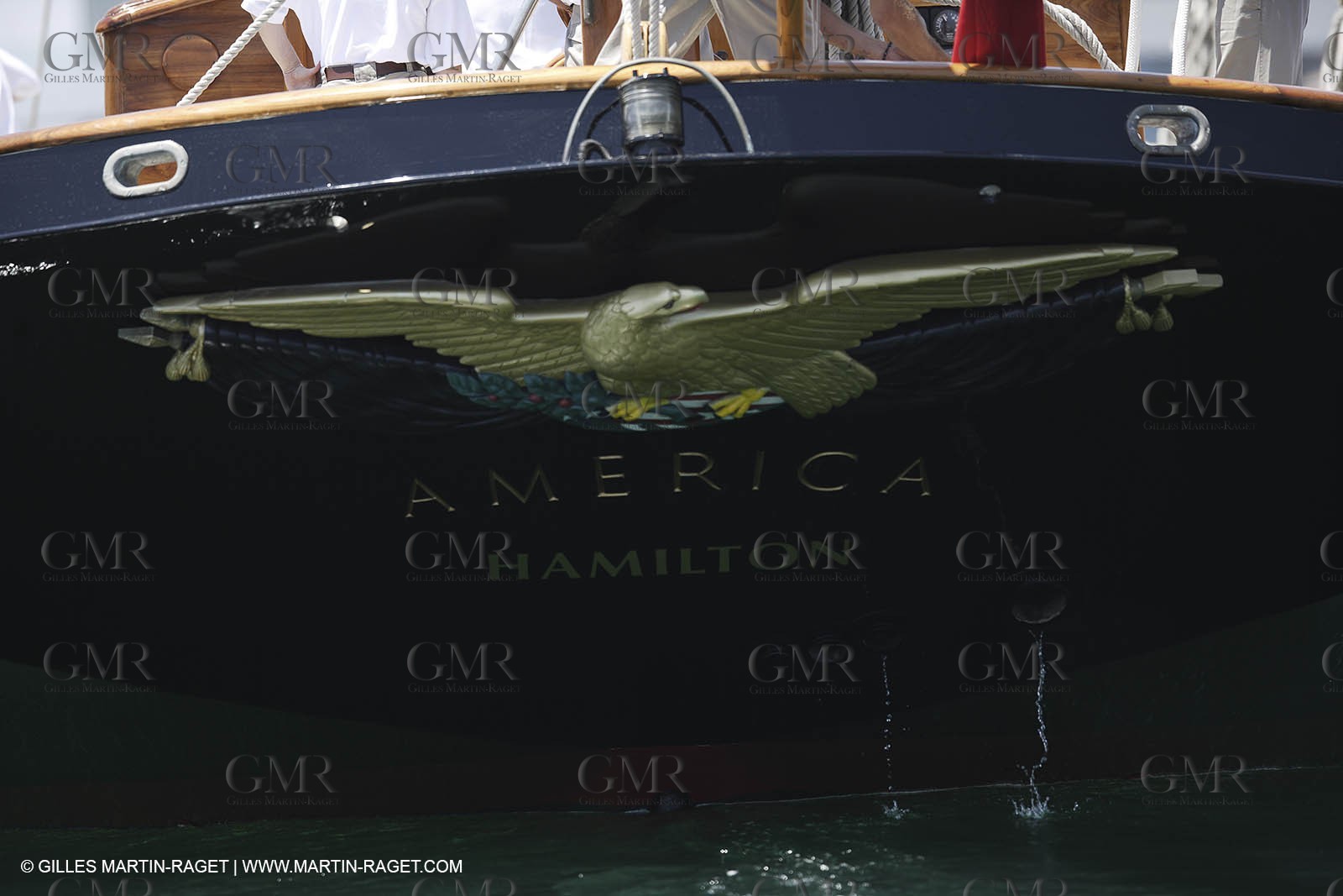 01 07 2007-Valencia (Spain)- 32nd America's Cup - Final Match - Day 7 - America Schooner replica arrives in Port America's Cup