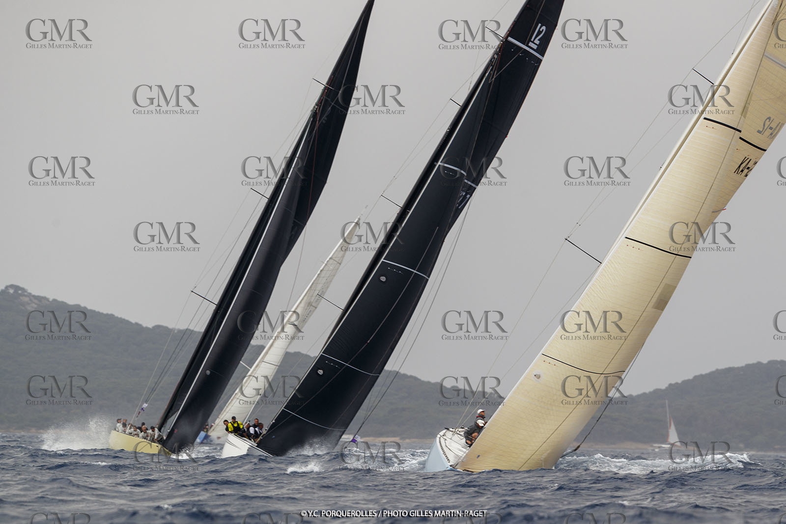 19 06 2024, Porquerolles Island (FRA), Championnat du monde des 12 m JI 2024, Race Day 1