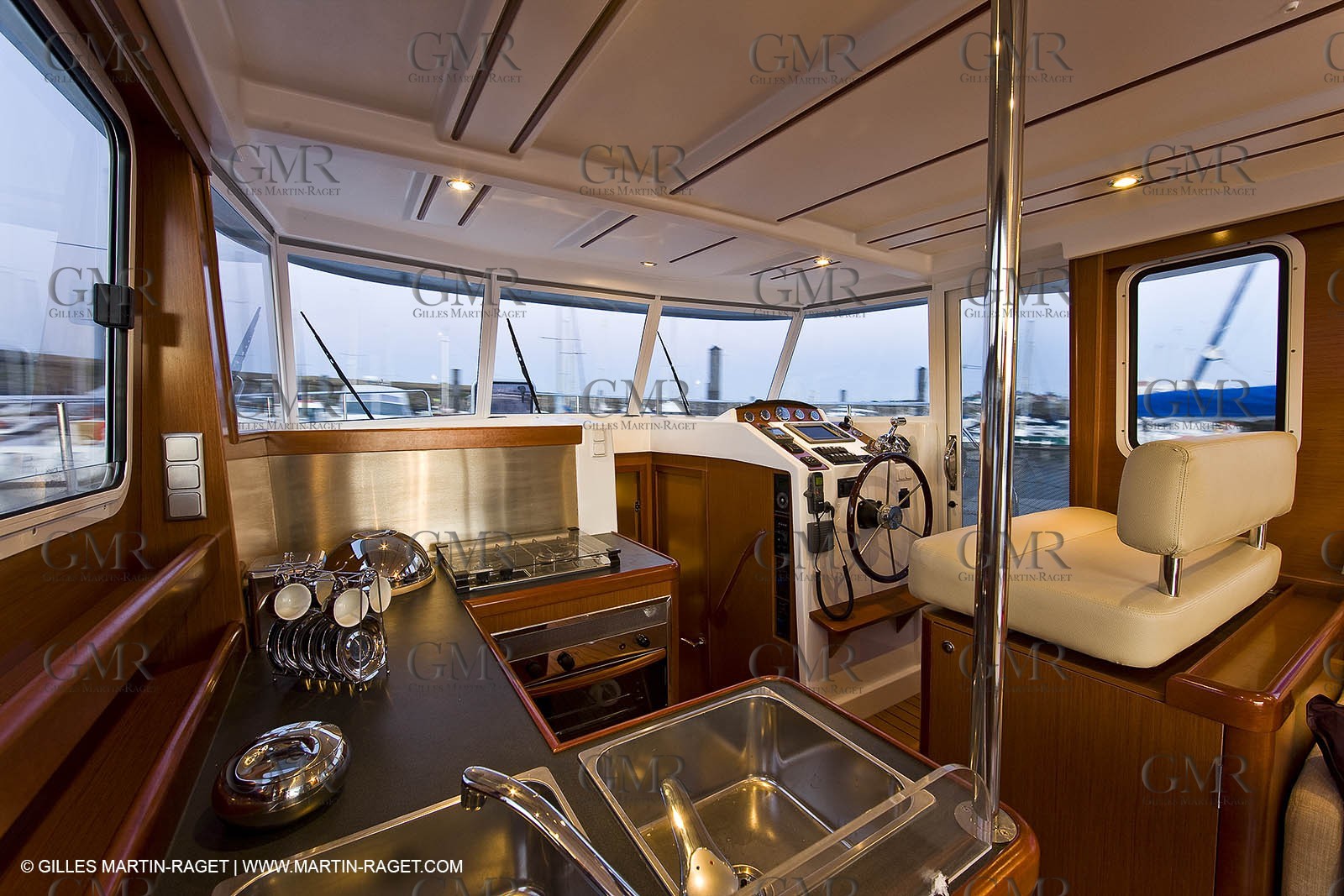 22 06 2009 - Ile d'Yeu (FRA,85) - Chantier Bénéteau - Trawler 34