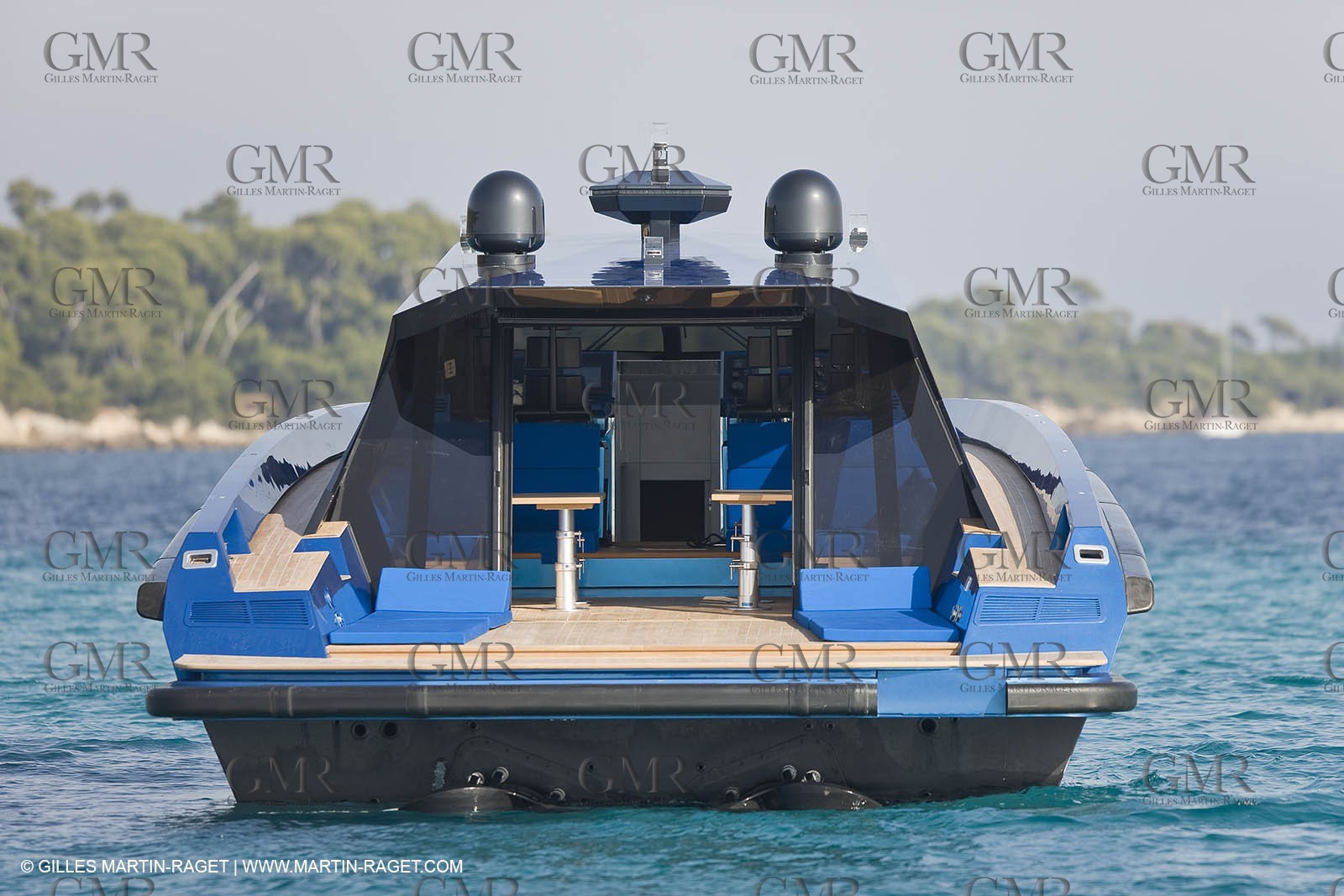 14 10 2008 - Cannes (FRA, 06) - Super yachts - motoryachts - Wally yachts - Wallypower 64