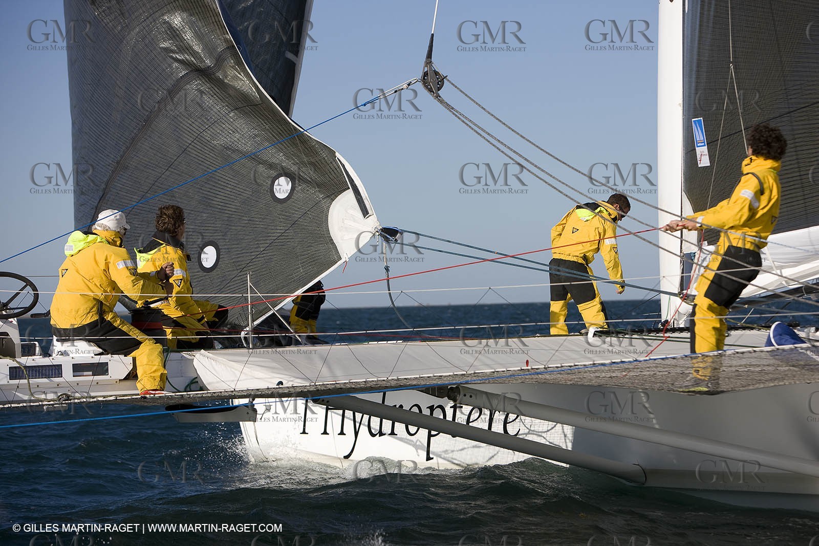 07 04 08 - France - Port Saint Louis du Rhone - Hydroptere - Training