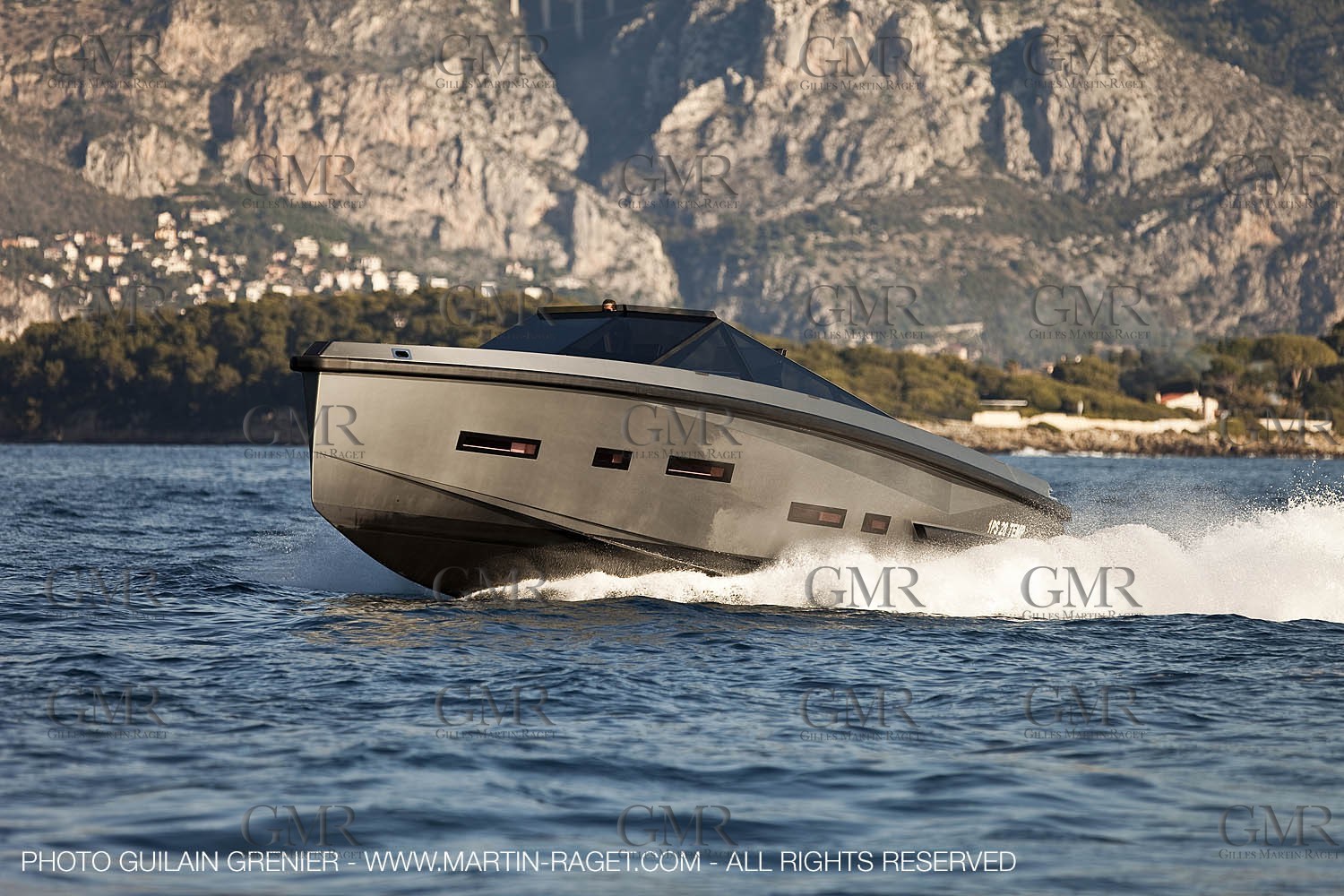 11 11 2009 - Saint Jean Cap Ferrat (FRA,06) Wally Yachts - Wallypower 55