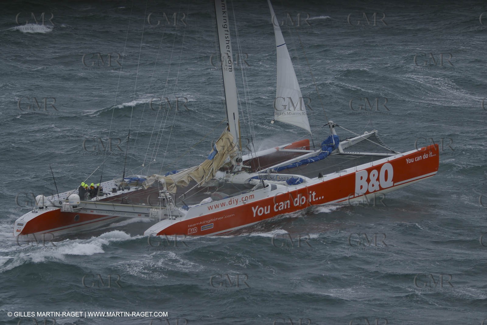 Kingfisher II - Jules Verne Trophy 2002 start - Brest
