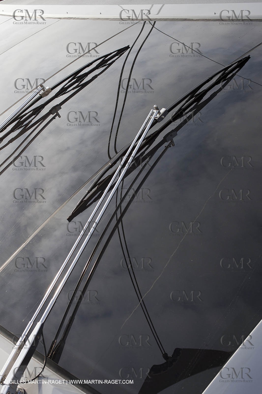 25 02 2011 - La Ciotat (FRA,13) - Super Yachts - Chantier H2X - Cartouche