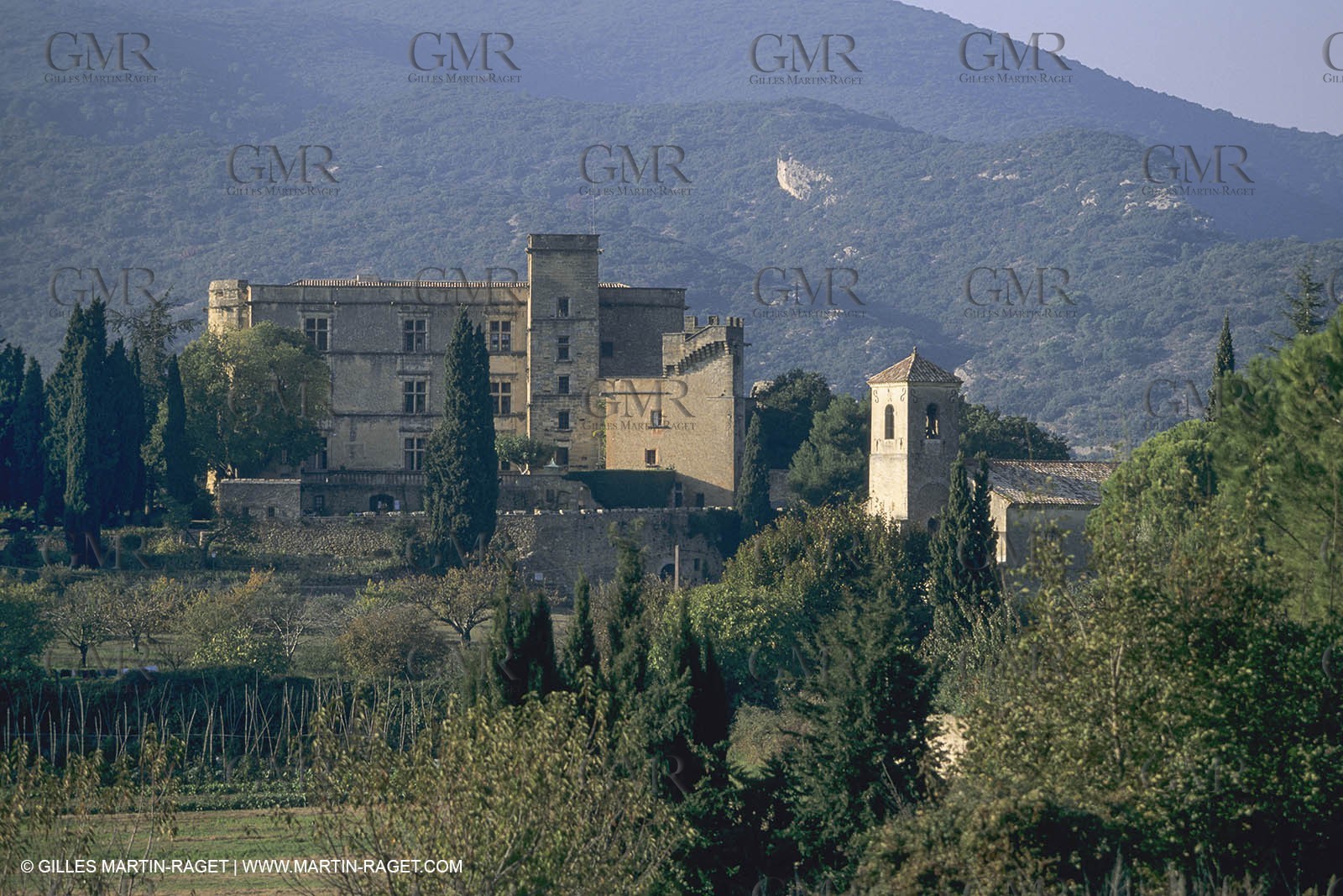 France, Provence, Luberon, Ansouis