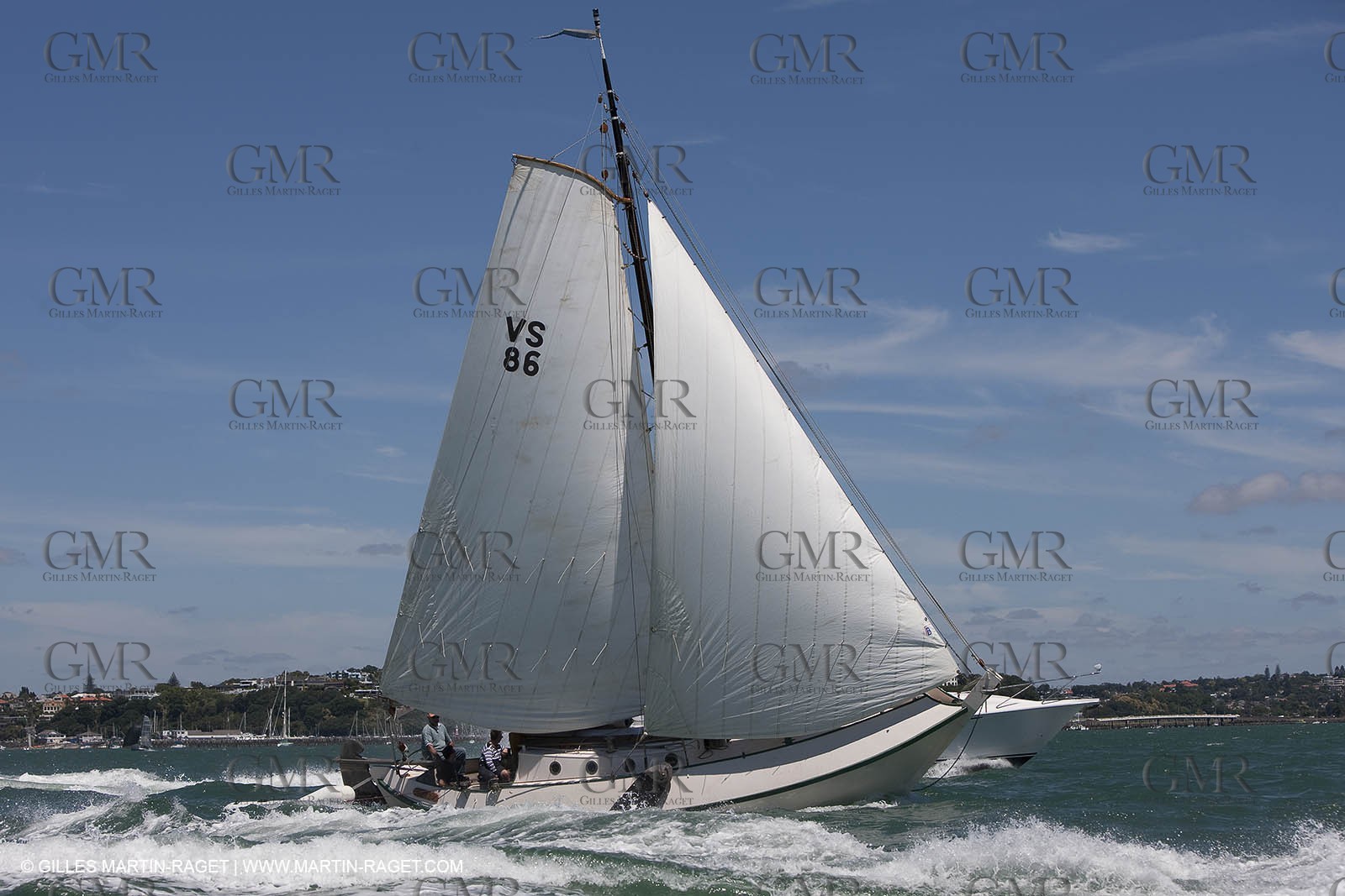 21 01 2009 - Auckland (NZL) -  Louis Vuitton Pacific Series - BMW ORACLE Racing - Training