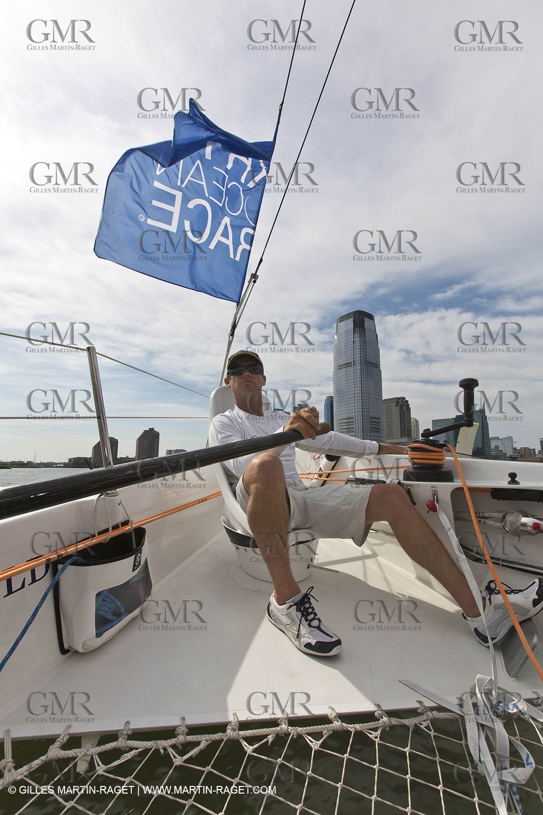 05 07 2012 - New York (USA) - Ocean Krys Race - Speed runs in fornt of NY city