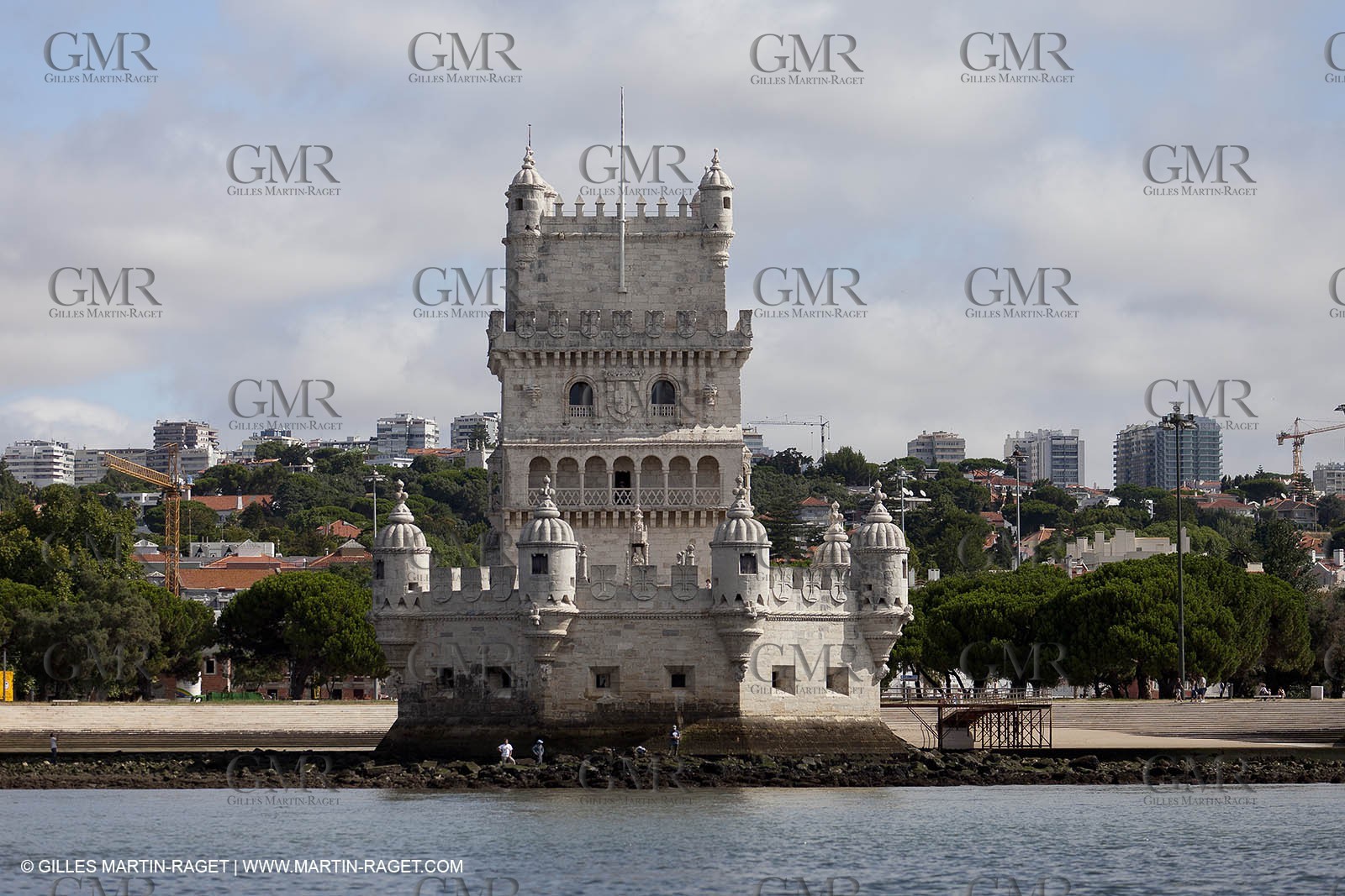 16 07 2011 - Cascais (POR) - 34th America's Cup - AC World Series - Cascais 2011 - Team Korea launch and shakedown