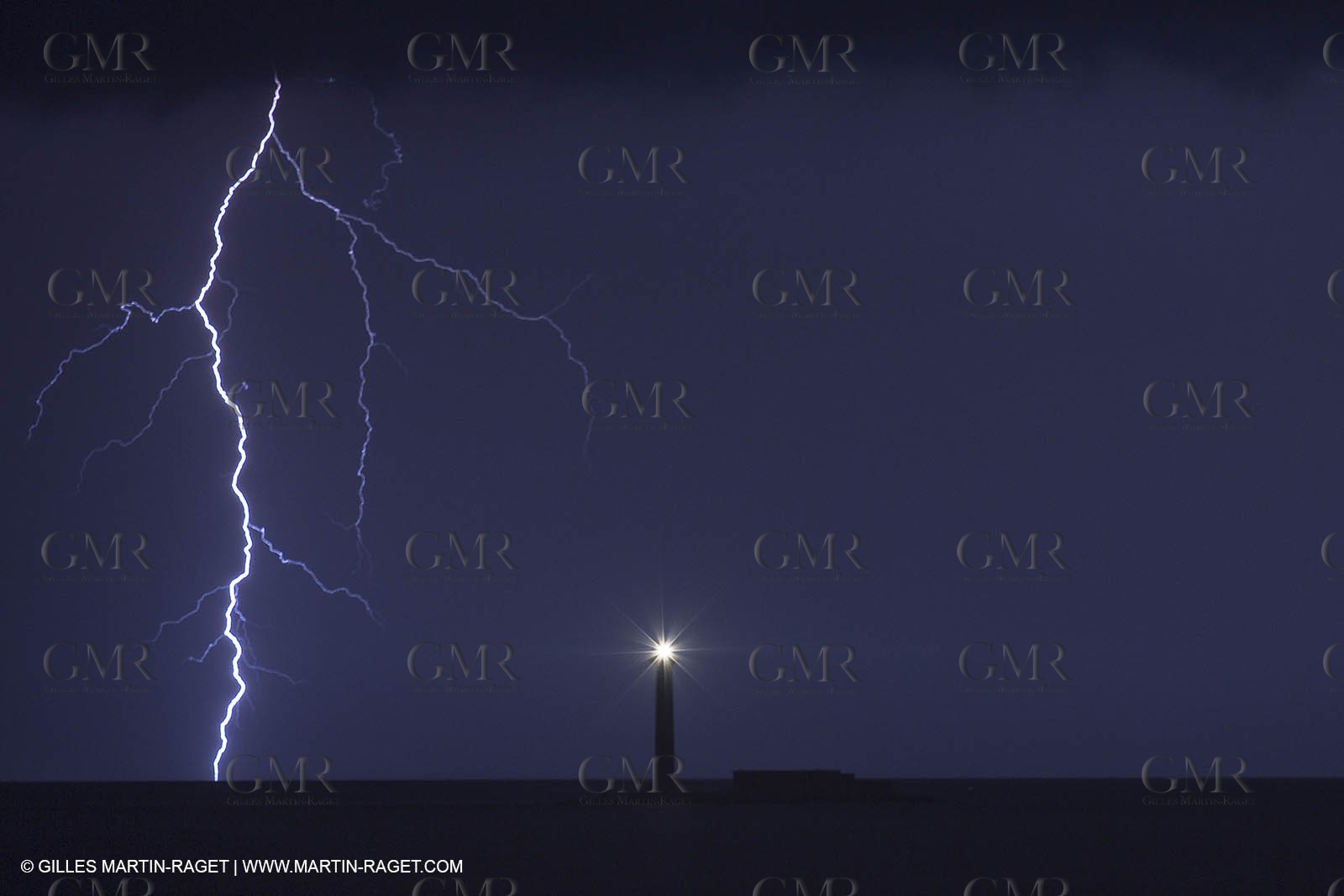 Thunderstorm over Planier island lighthouse - Marseille (FRA,13) - 18 06 2014