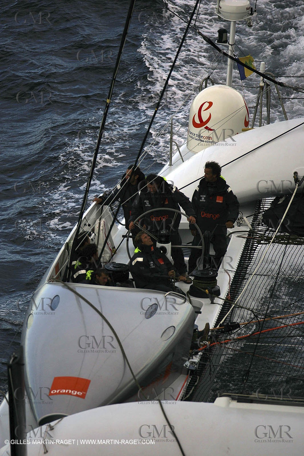 Orange II - 2004 Mediterranée Record - Start off Marseilles