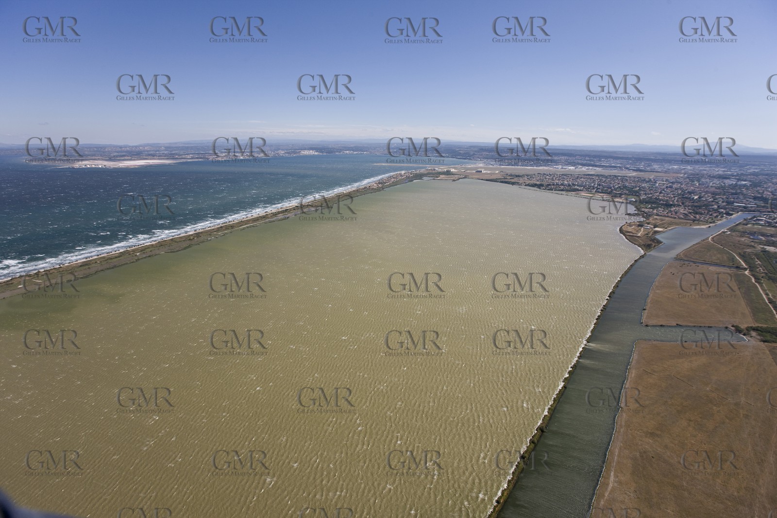 14 07 2008 - french coast in Fos gulf and Port de Bouc area