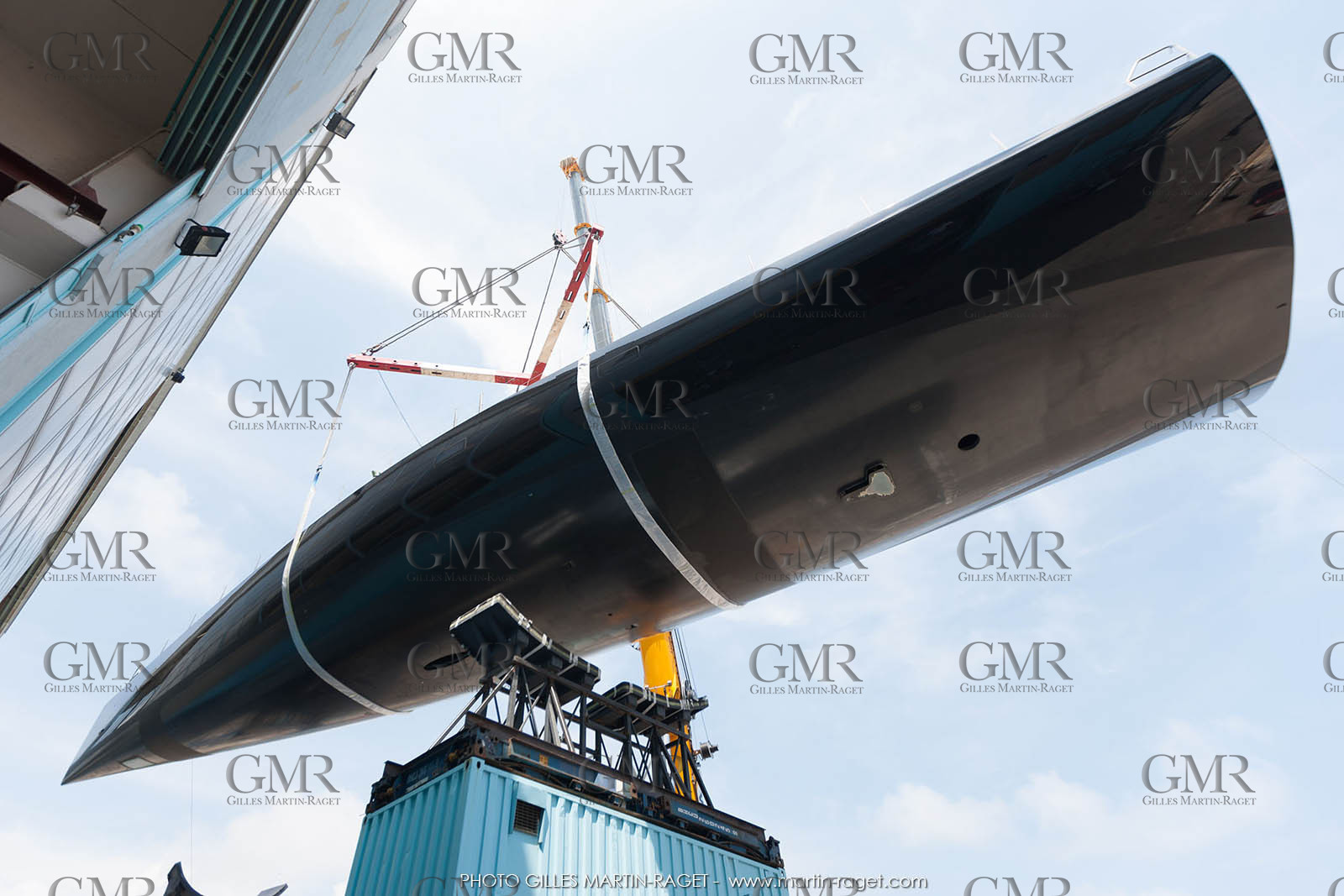 22 07 2017, Savona (ITA), Wally Cento Tango going out of the shed, Photo Gilles Martin-Raget