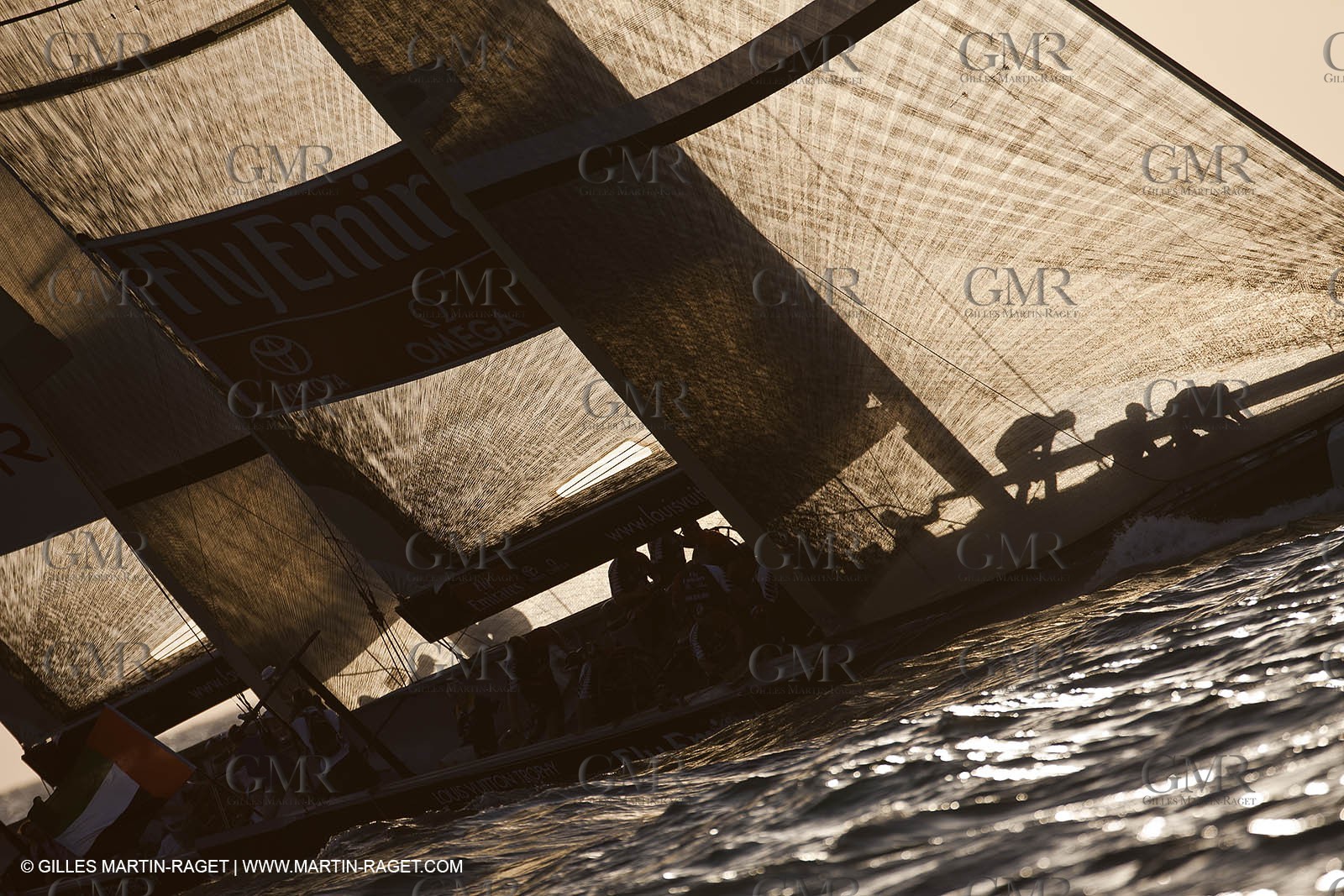 17 11 2010 - Dubai (UAE) - Dubai Louis Vuitton Trophy -  BMW ORACLE Racing Vs  Emirates Team New Zealand