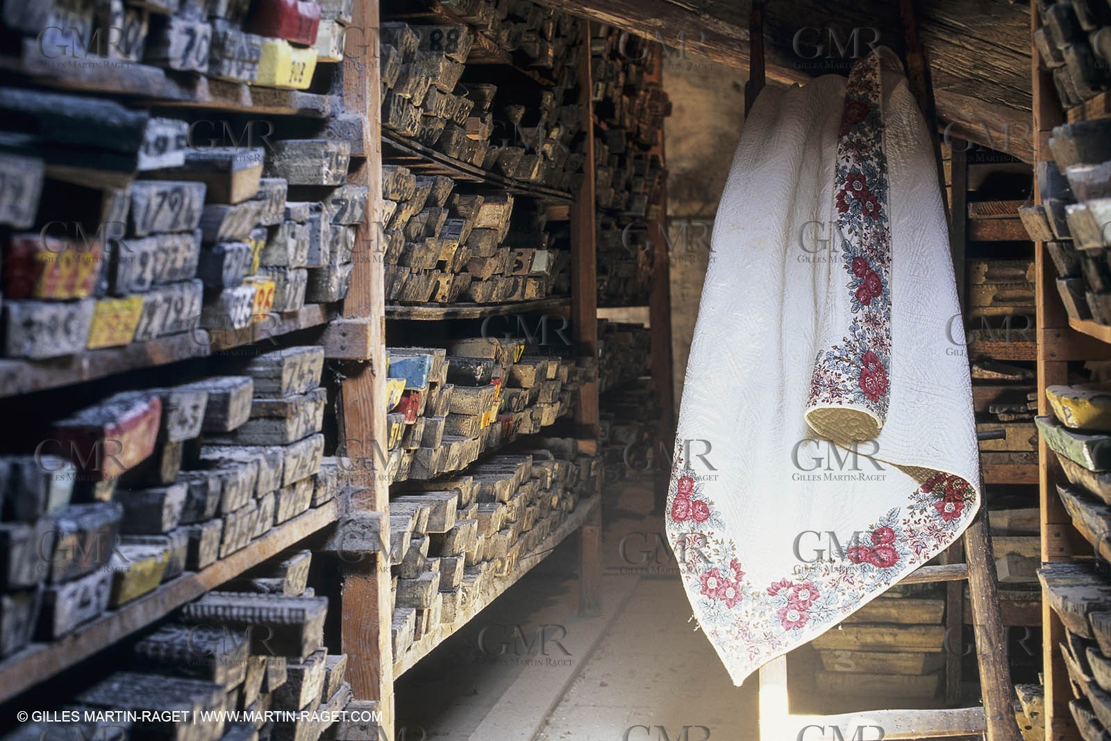 France, Provence, Traditions, Boutis et piqués, traditional cloths from Provence