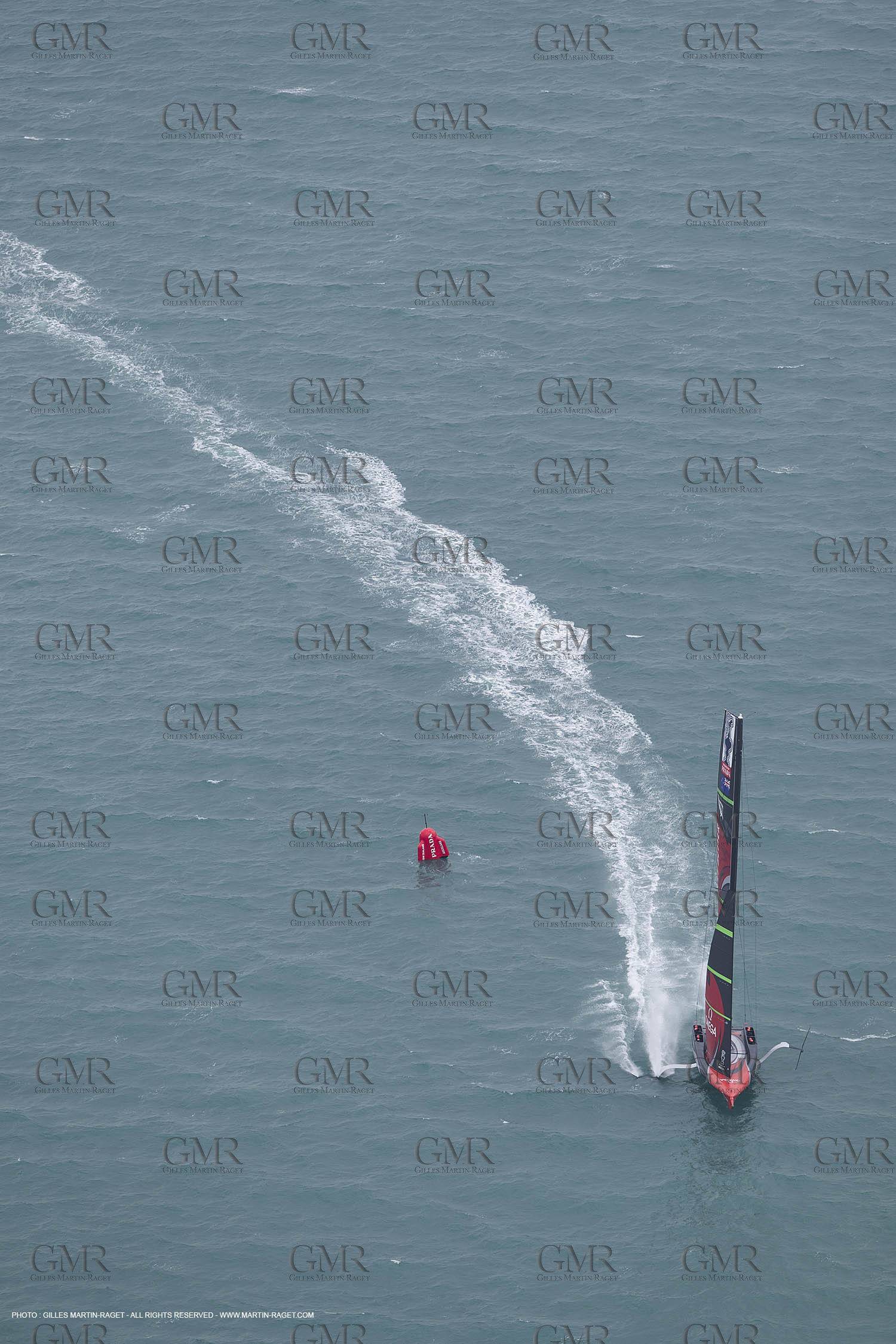 10 12 2020 - Auckland (NZL) - 36th America's Cup - Practice Sessions - Day 2 - Emirates Team New Zealand