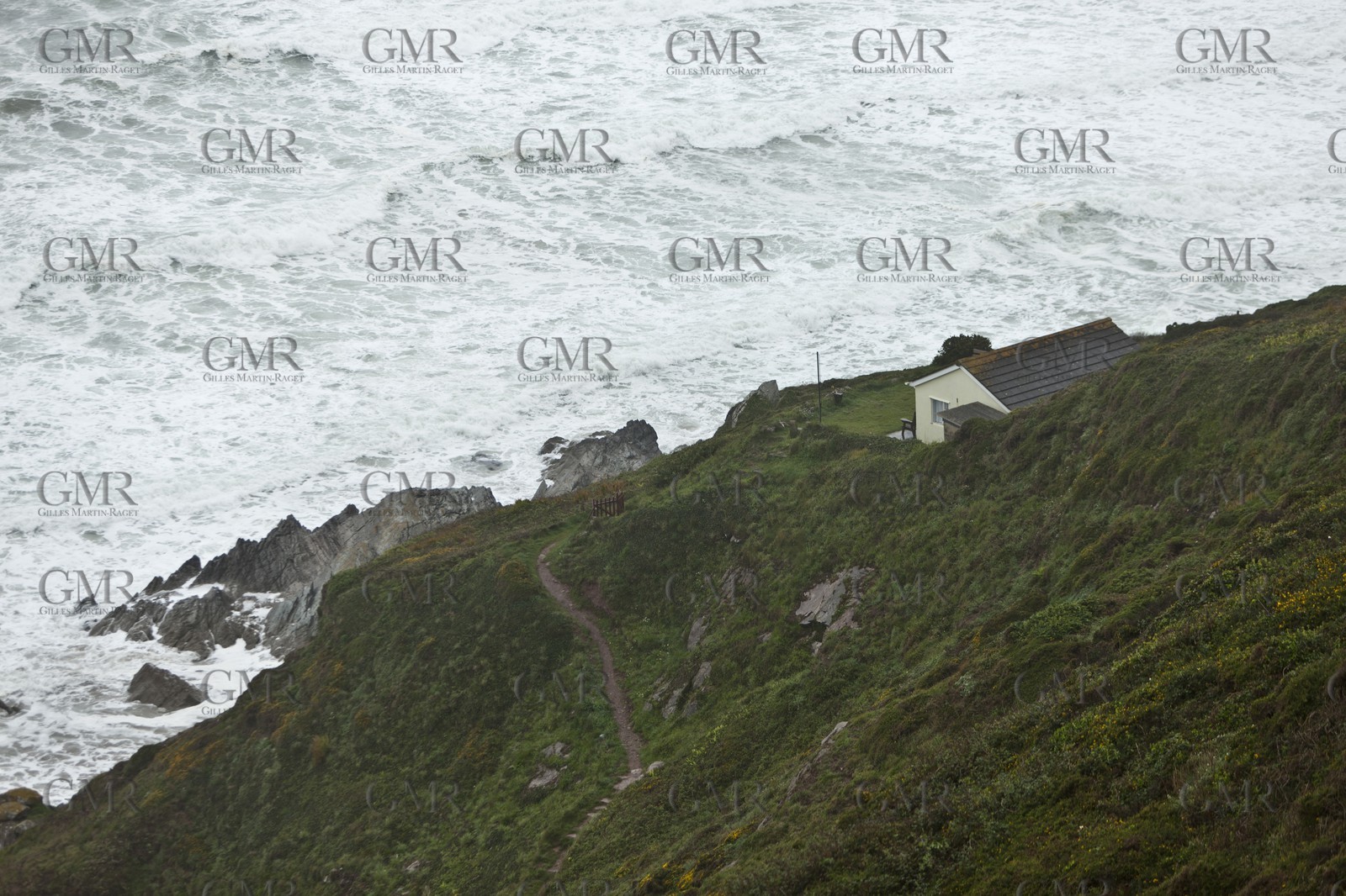 06 098 2011 - Plymouth (UK) - 34th America's Cup - AC World Series - Plymouth 2011 - Cornwall coast west of plymouth