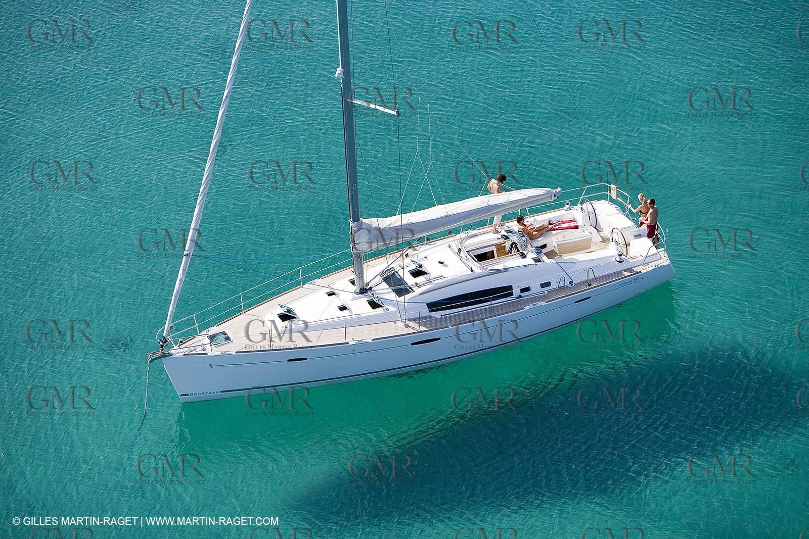 Cruising monohull mooring