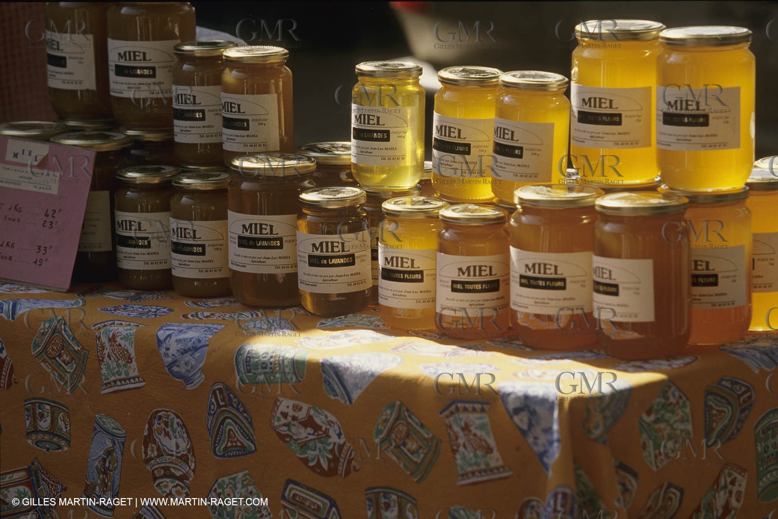 France, Provence, Marchés en plein air   Flee markets