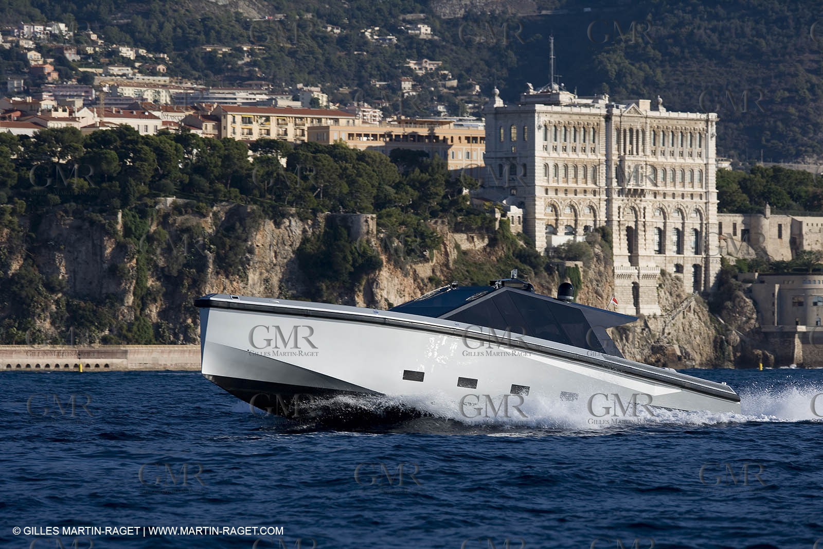 29 09 2007 - St Jean Cap Ferrat - Wally Yachts - Wally Power 70 - Lau Lau