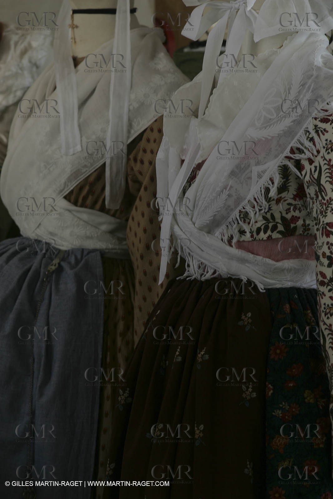 May 2004 - La Tour d'Aigues (FRA, 84) - Old costumes for women of the South exhibition