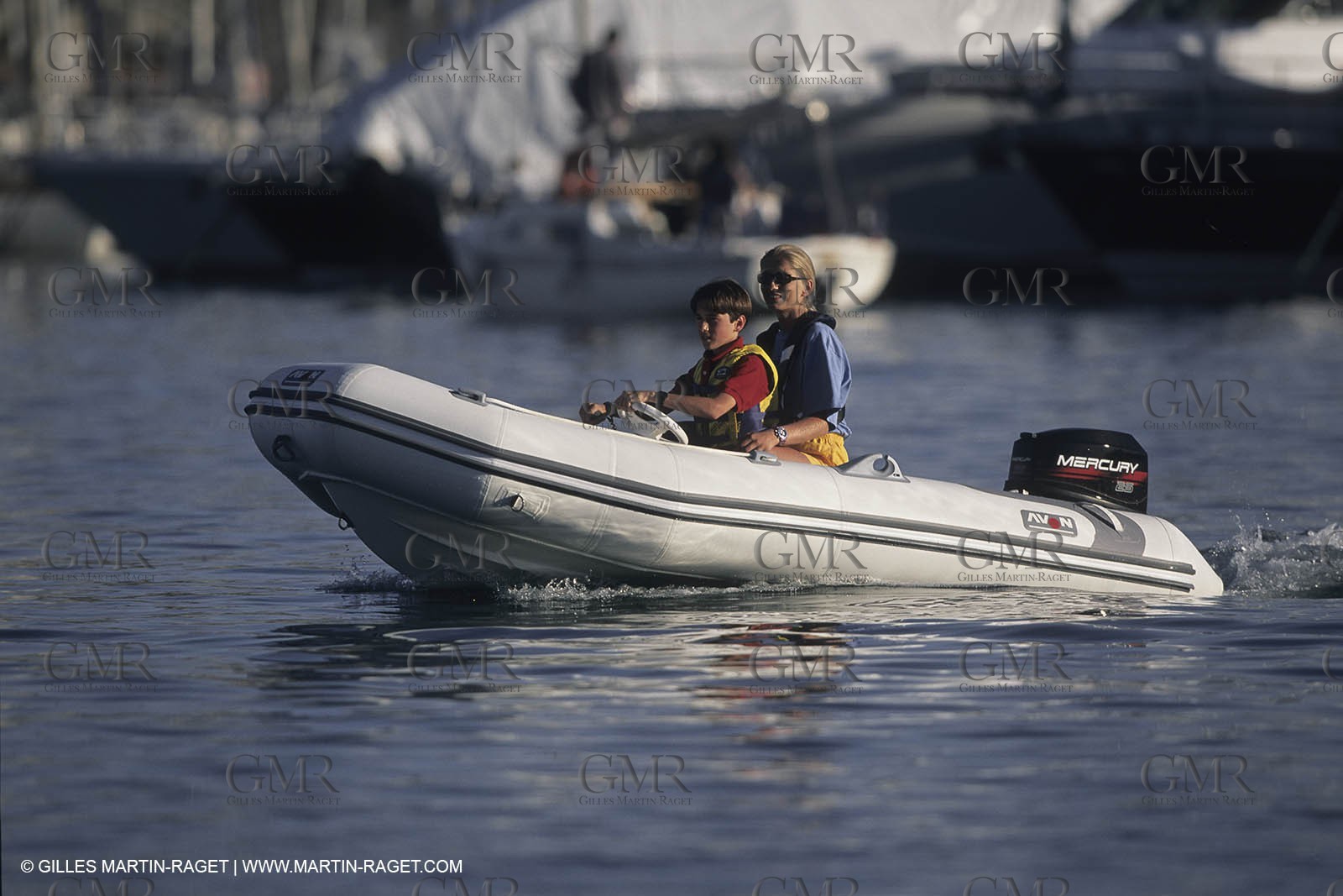 Bateaux à moteur, powerboating, Semi-rigides, ribs