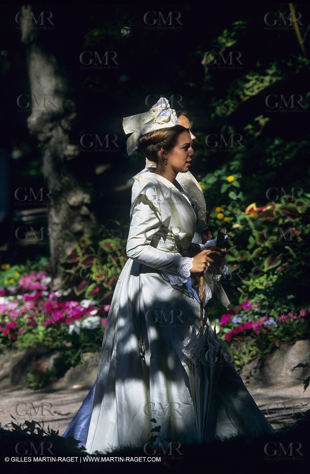 Arles (FRA,13) - Costume from Arles Fest