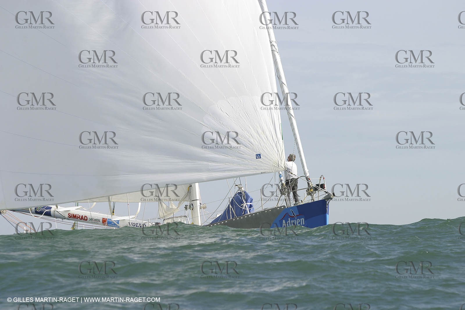 Round the world record wrong way - Adrien - Jean-Luc Van de Heede - Les Sables d'Olonne Start