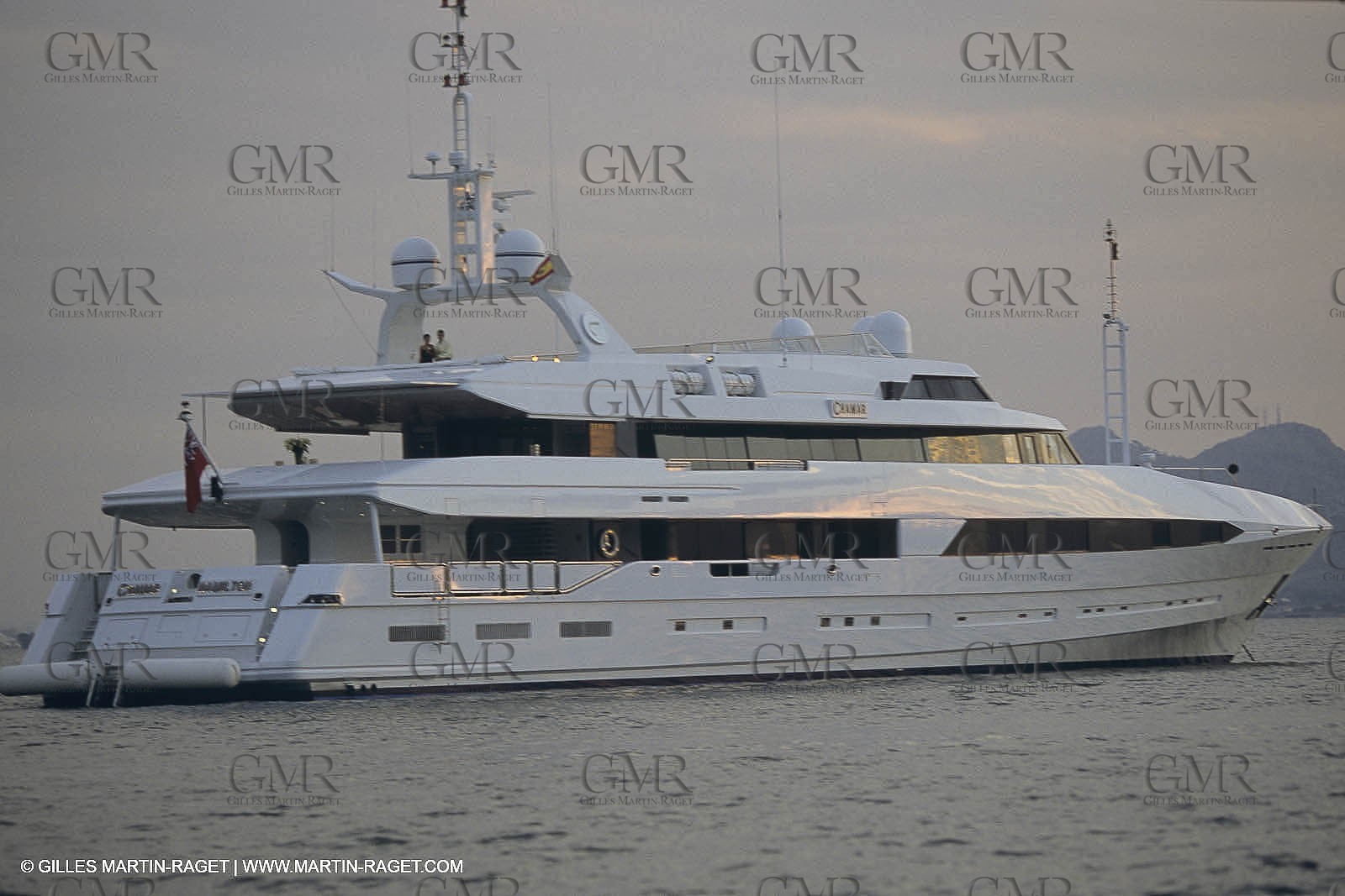Super Motor Yachts, Chamar
