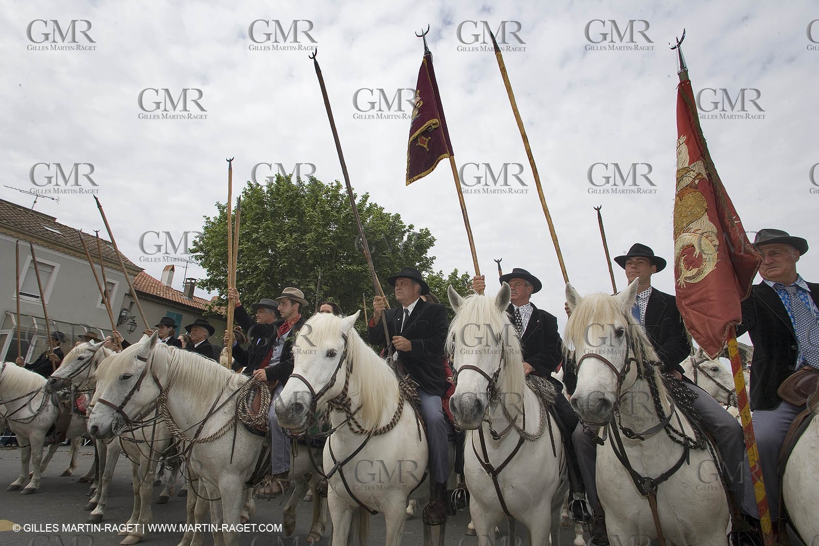 Arlésiennes in costume - Gardians (cow-boys) celebration - Arles