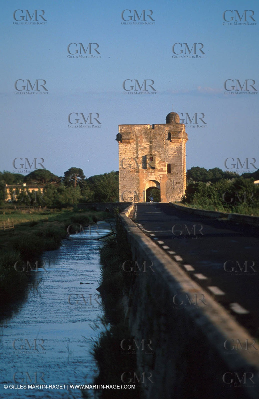 Carbonnière tower around Aigues-Mortes