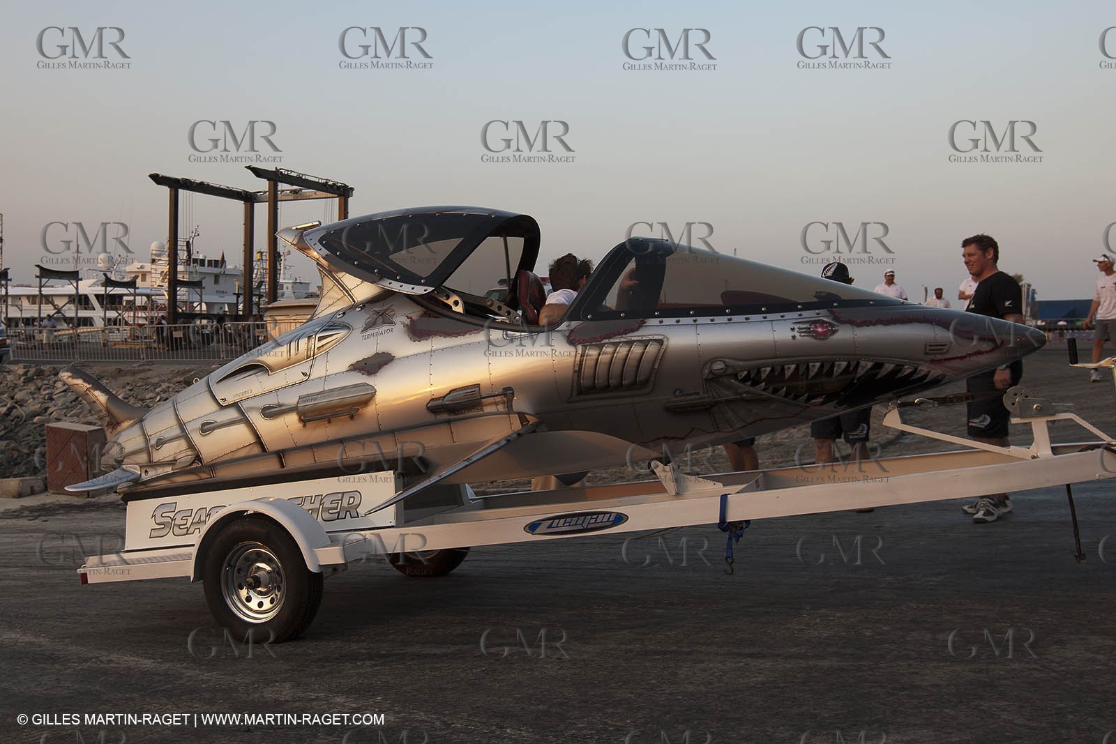 21 11 2010 - Dubai (UAE) - Dubai Louis Vuitton Trophy -  Round 2 - BMW ORACLE Racing