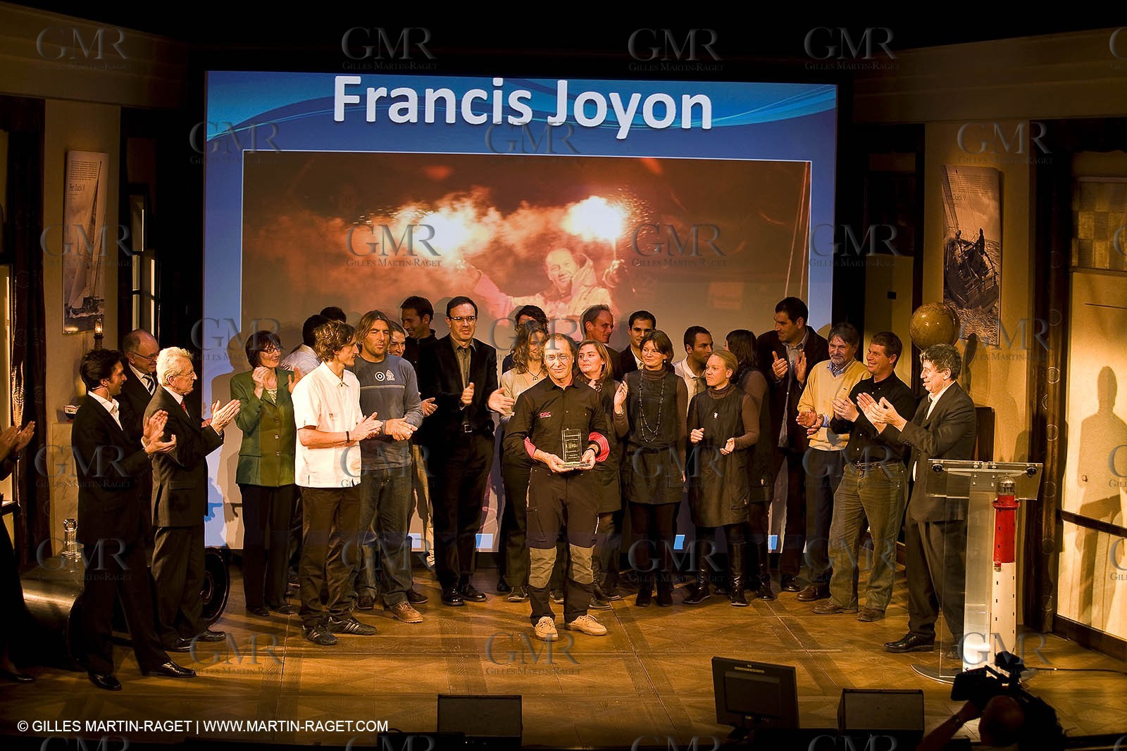 12 08 08 - Paris (FRA) Edouard VII theater - French Sailing Federation - Champions party - French Sailor of the year : Francis Joyon