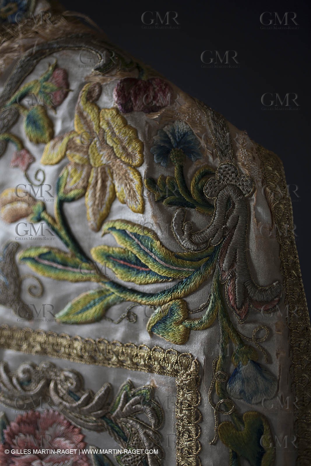 04 02 2013 - Marseille(FRA,13), Notre Dame de la Garde, liturgical clothing